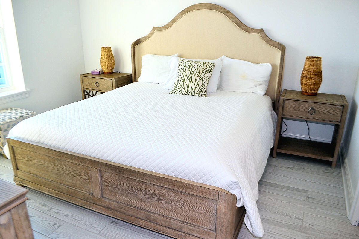 GULF PLACE RESIDENCES - Residential