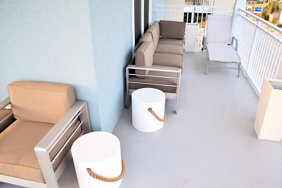 GULF PLACE RESIDENCES - Residential