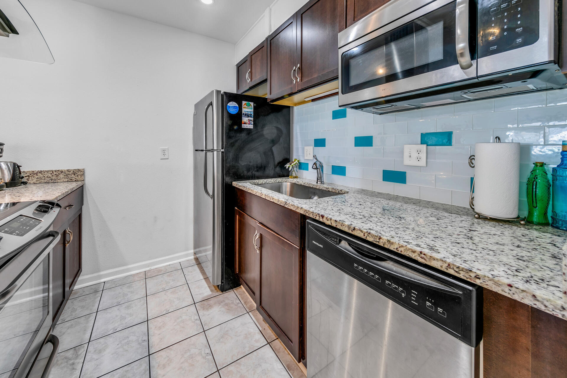 SEASCAPE CONDO TENNIS VILLAGE - Residential
