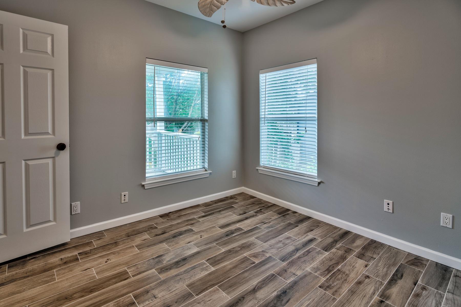 HIDDEN HARBOR UNREC - Residential