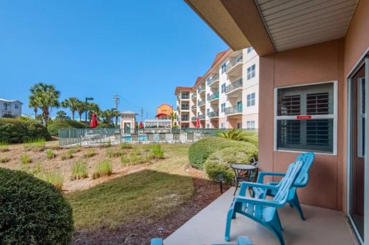 EMERALD WATERS - Residential