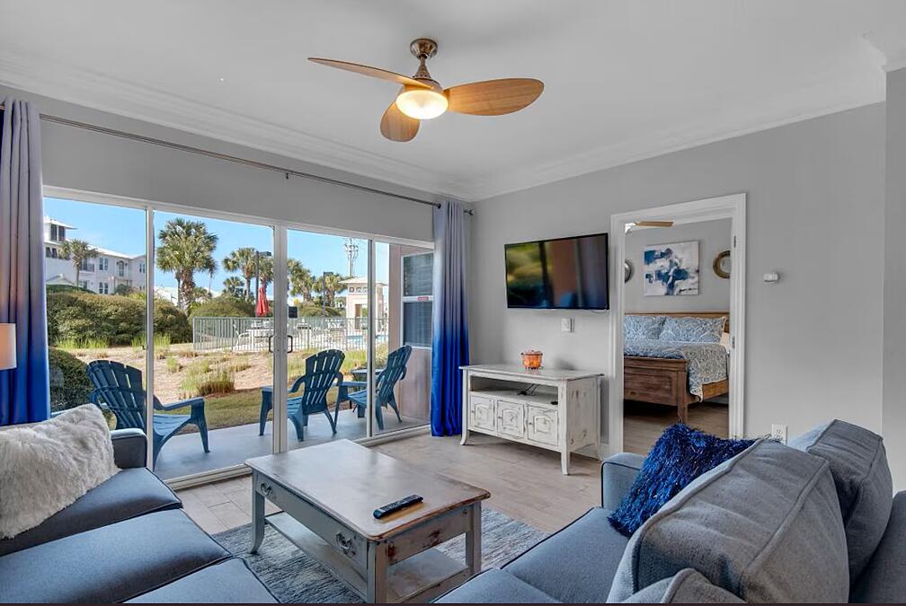 EMERALD WATERS - Residential
