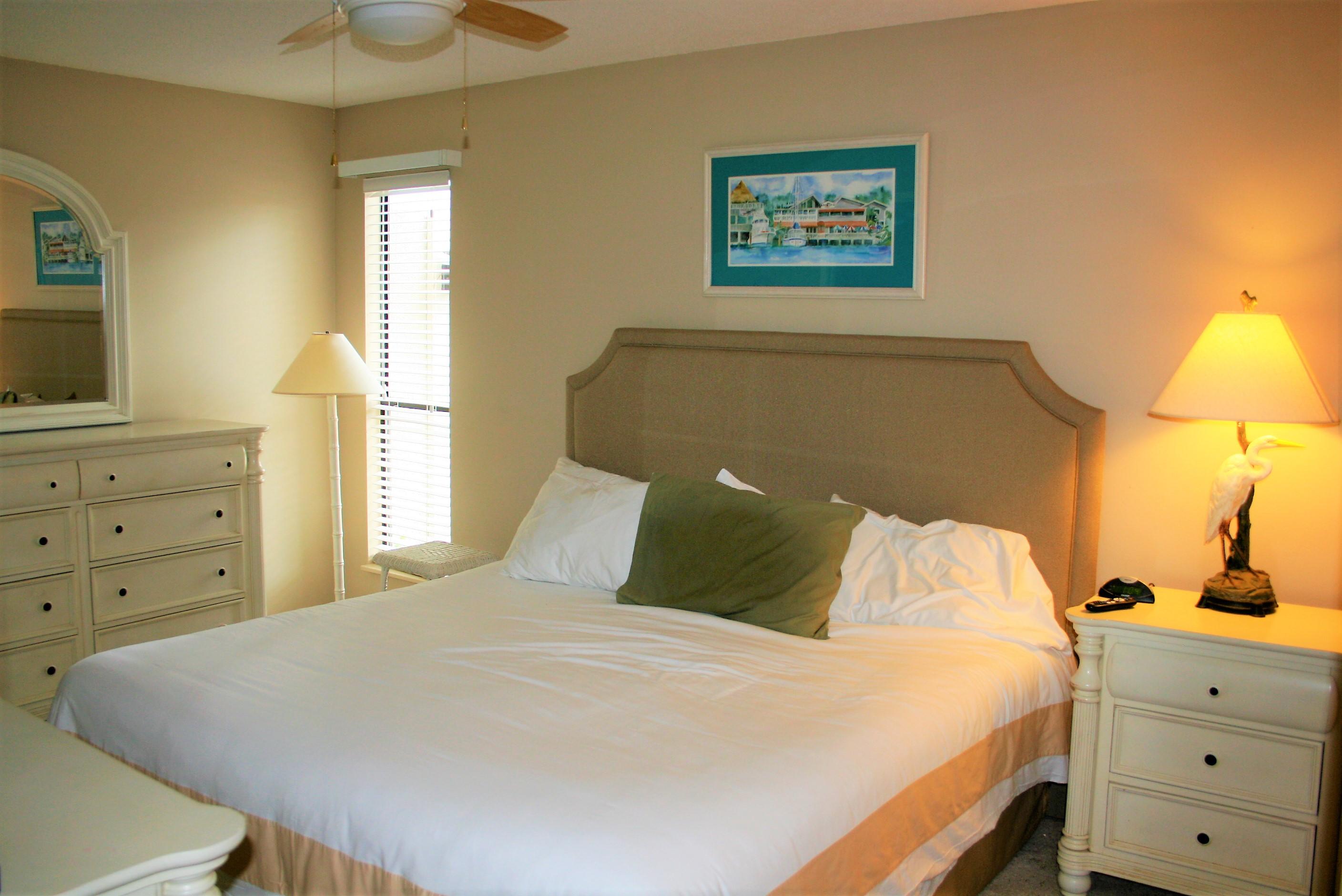 LINKSIDE VILLAGE UNIT 1 - Residential