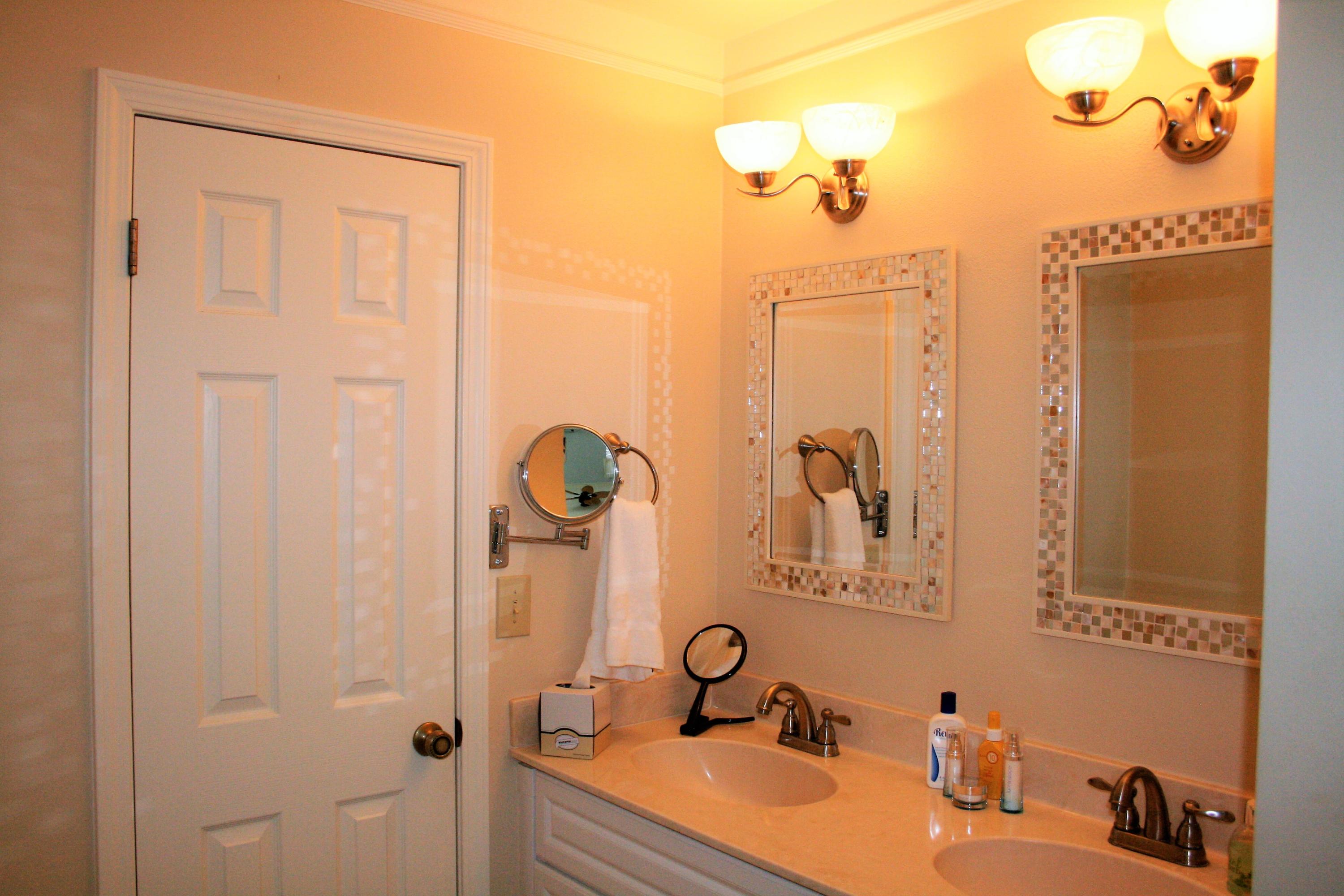 LINKSIDE VILLAGE UNIT 1 - Residential