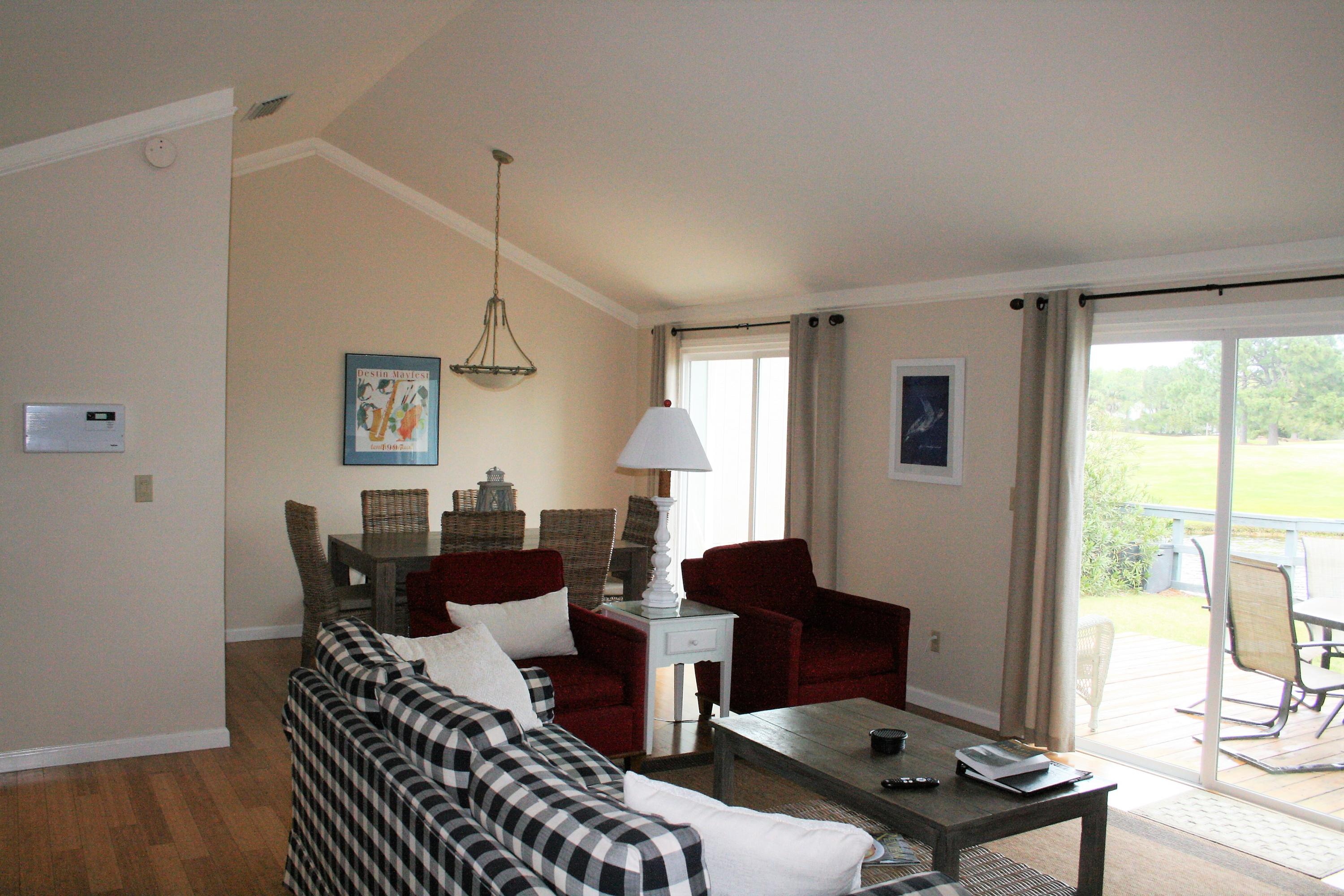 LINKSIDE VILLAGE UNIT 1 - Residential