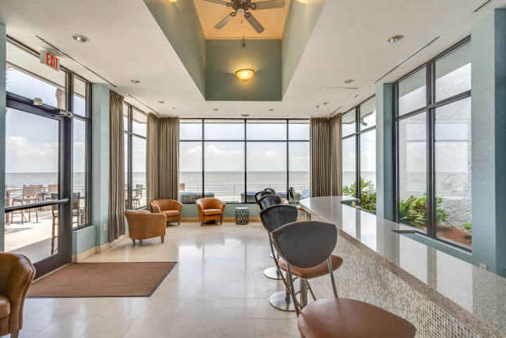 BAYSIDE CONDO SANDESTIN - Residential