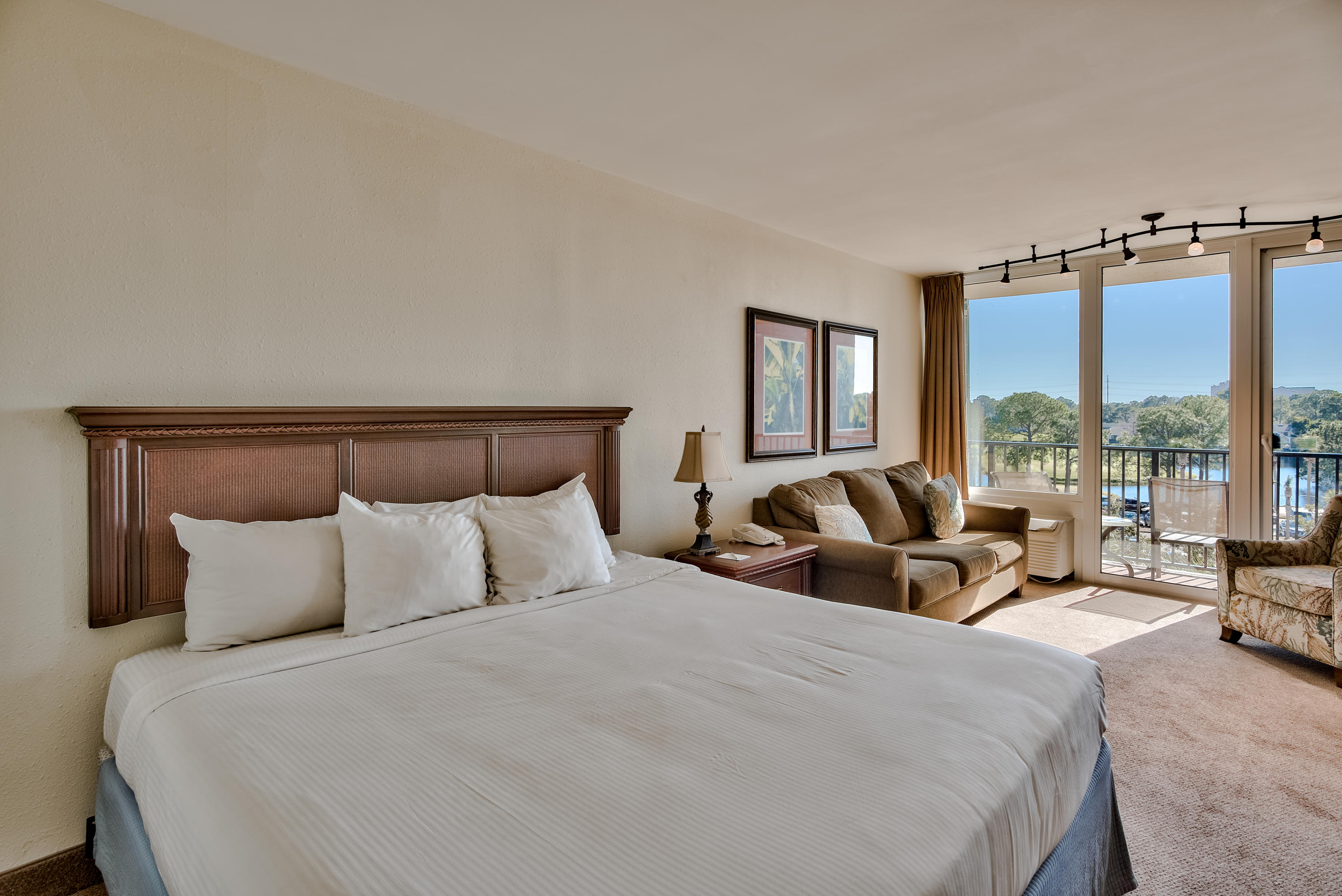 BAYSIDE CONDO SANDESTIN - Residential