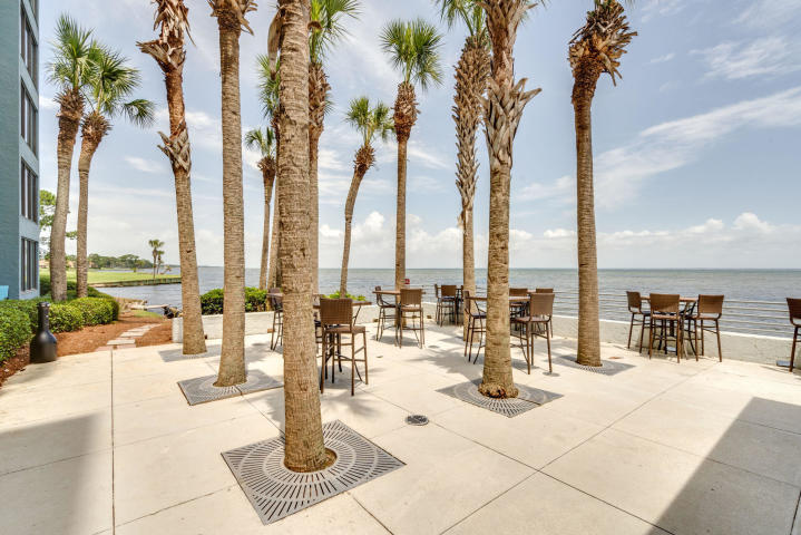 BAYSIDE CONDO SANDESTIN - Residential