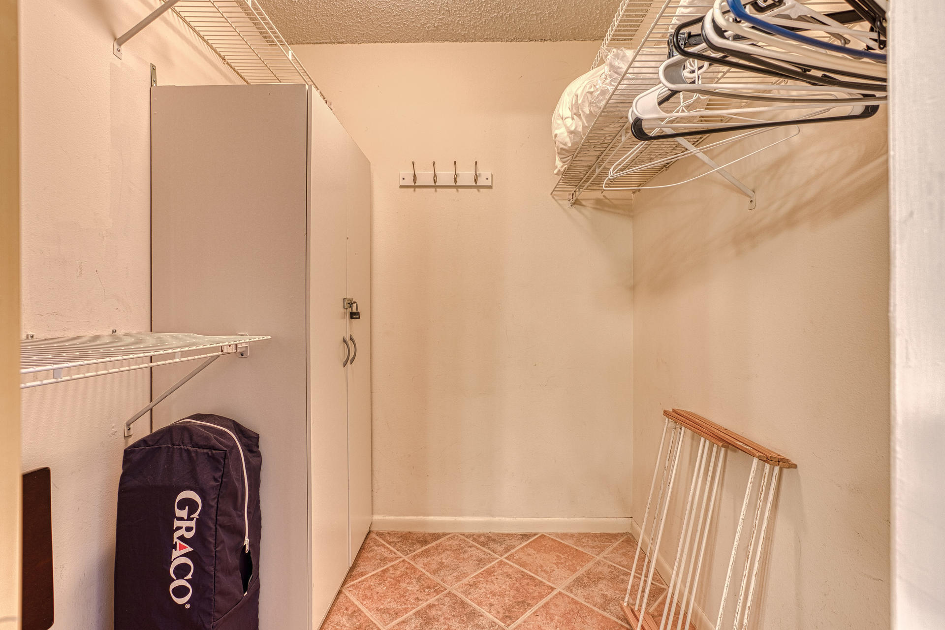 INLET REEF CLUB CONDO - Residential