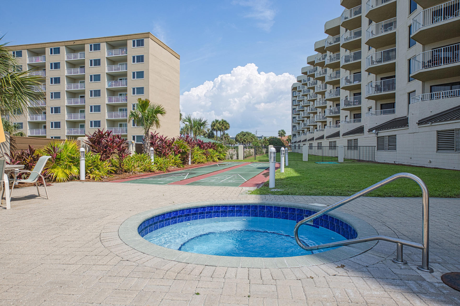 INLET REEF CLUB CONDO - Residential