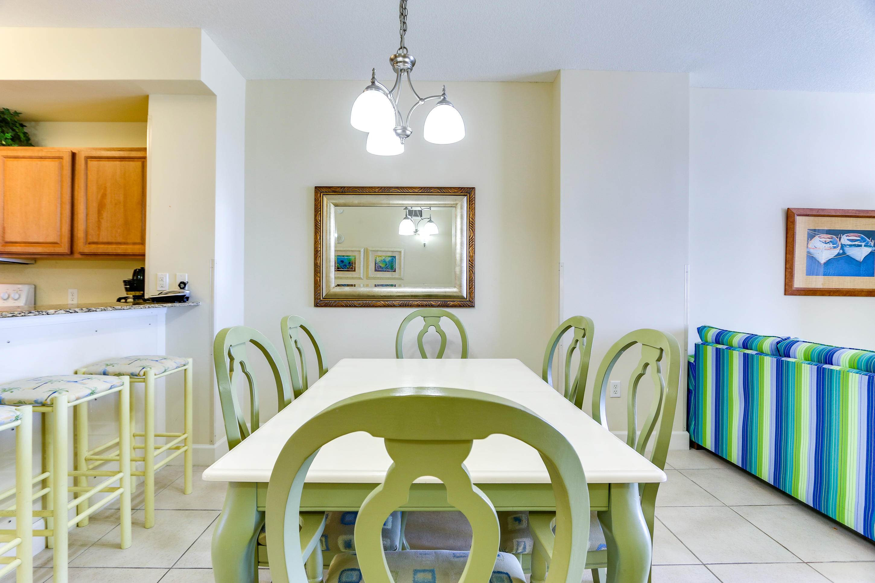 SUNRISE BEACH - Residential