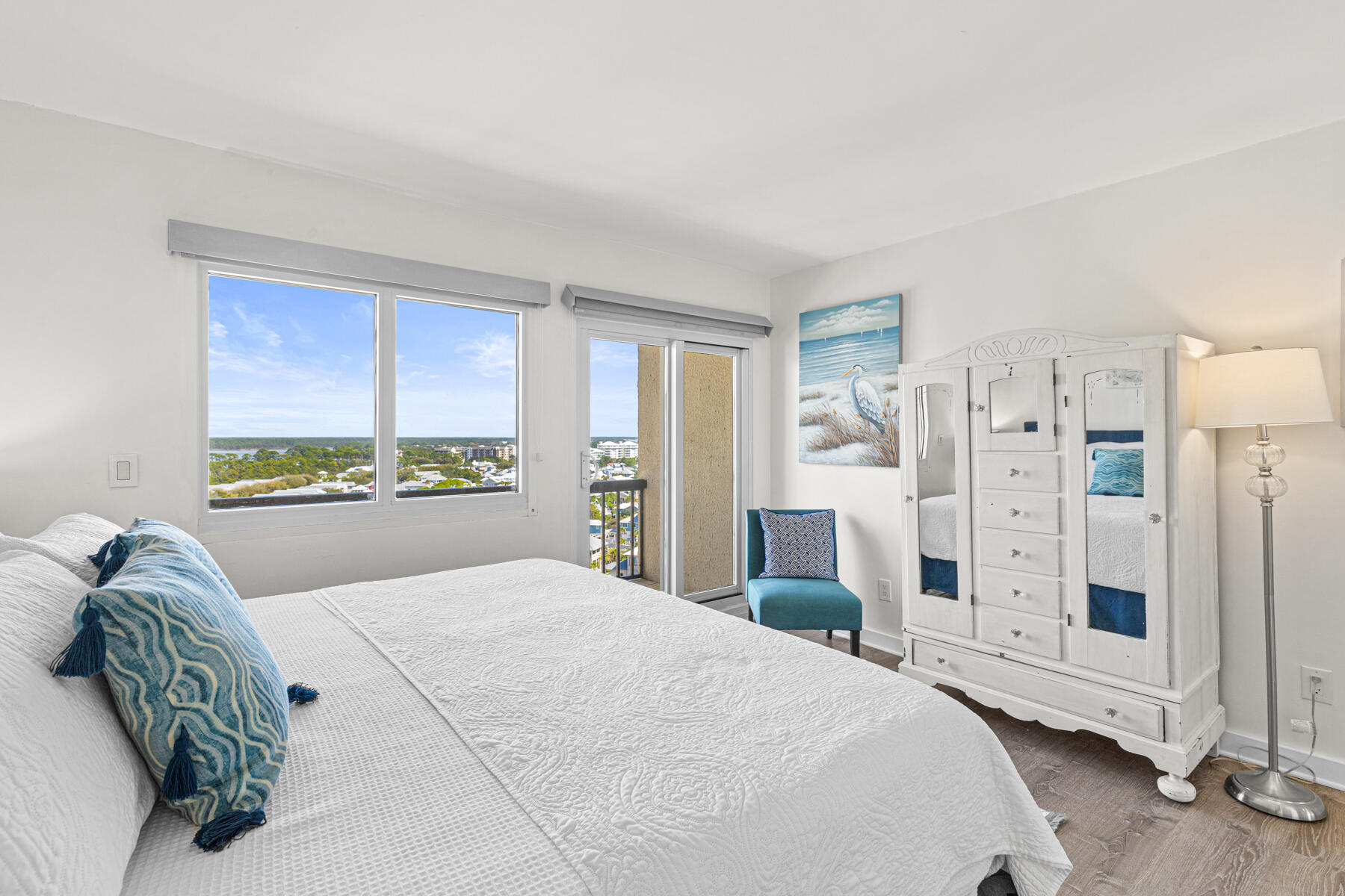 PINNACLE PORT PHASE I - Residential