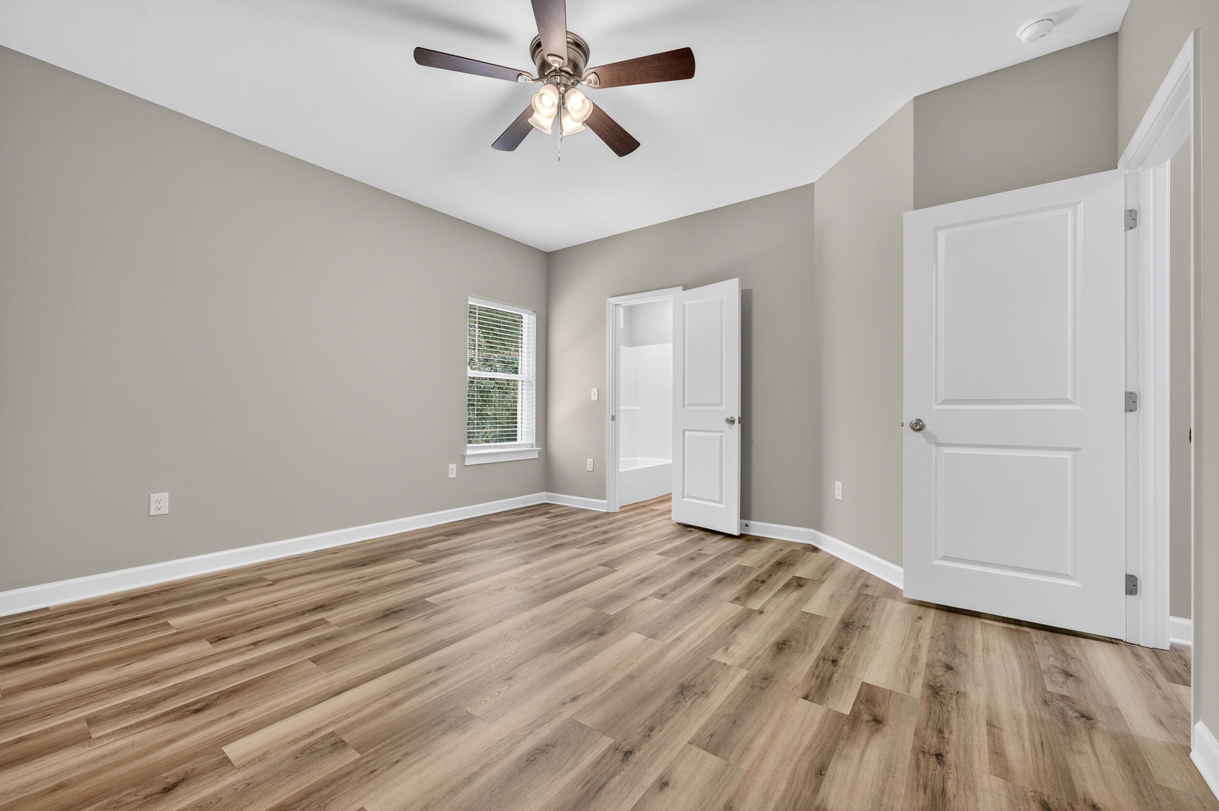 FLORIDA HEIGHTS - Residential