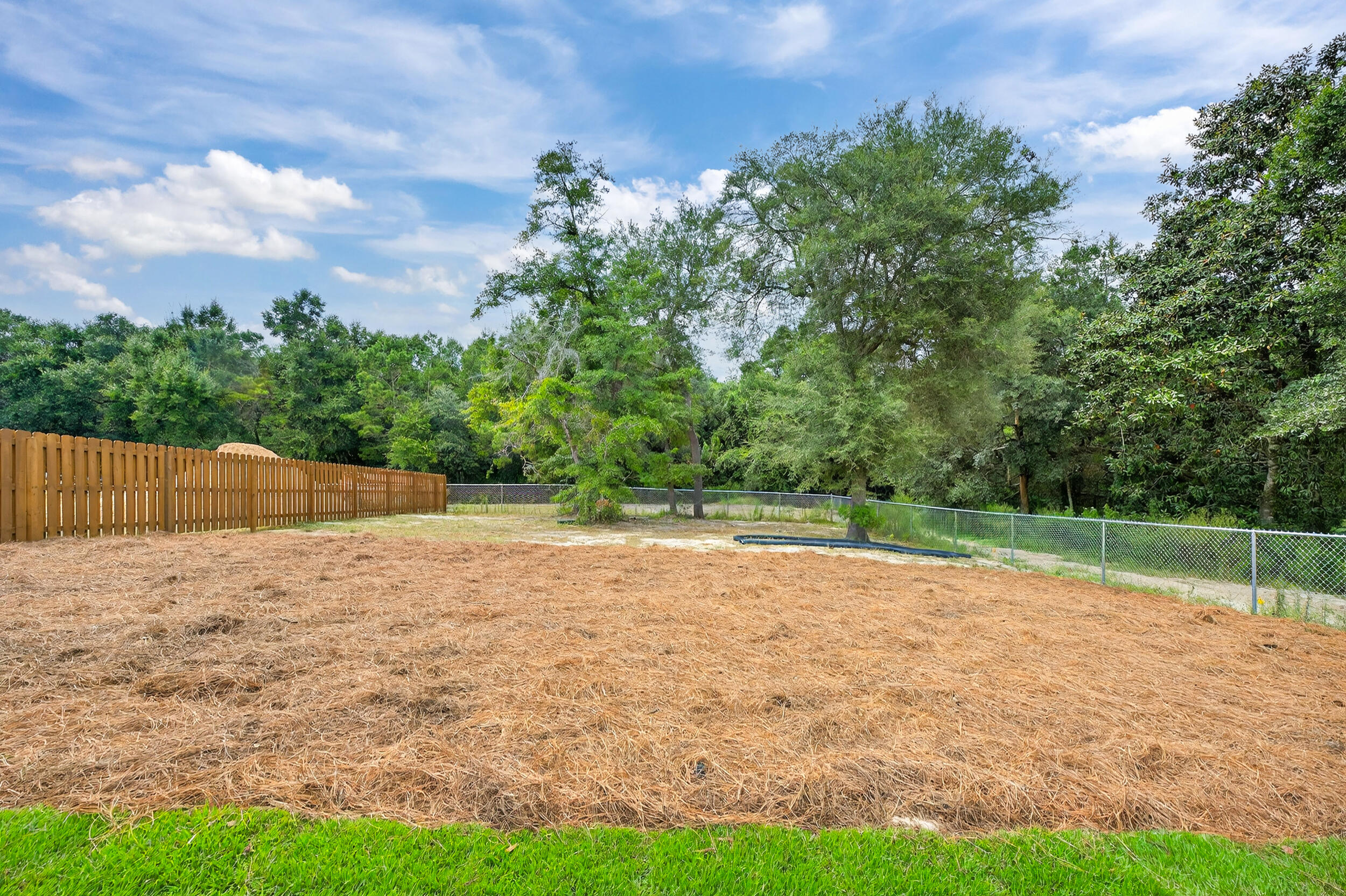 FLORIDA HEIGHTS - Residential