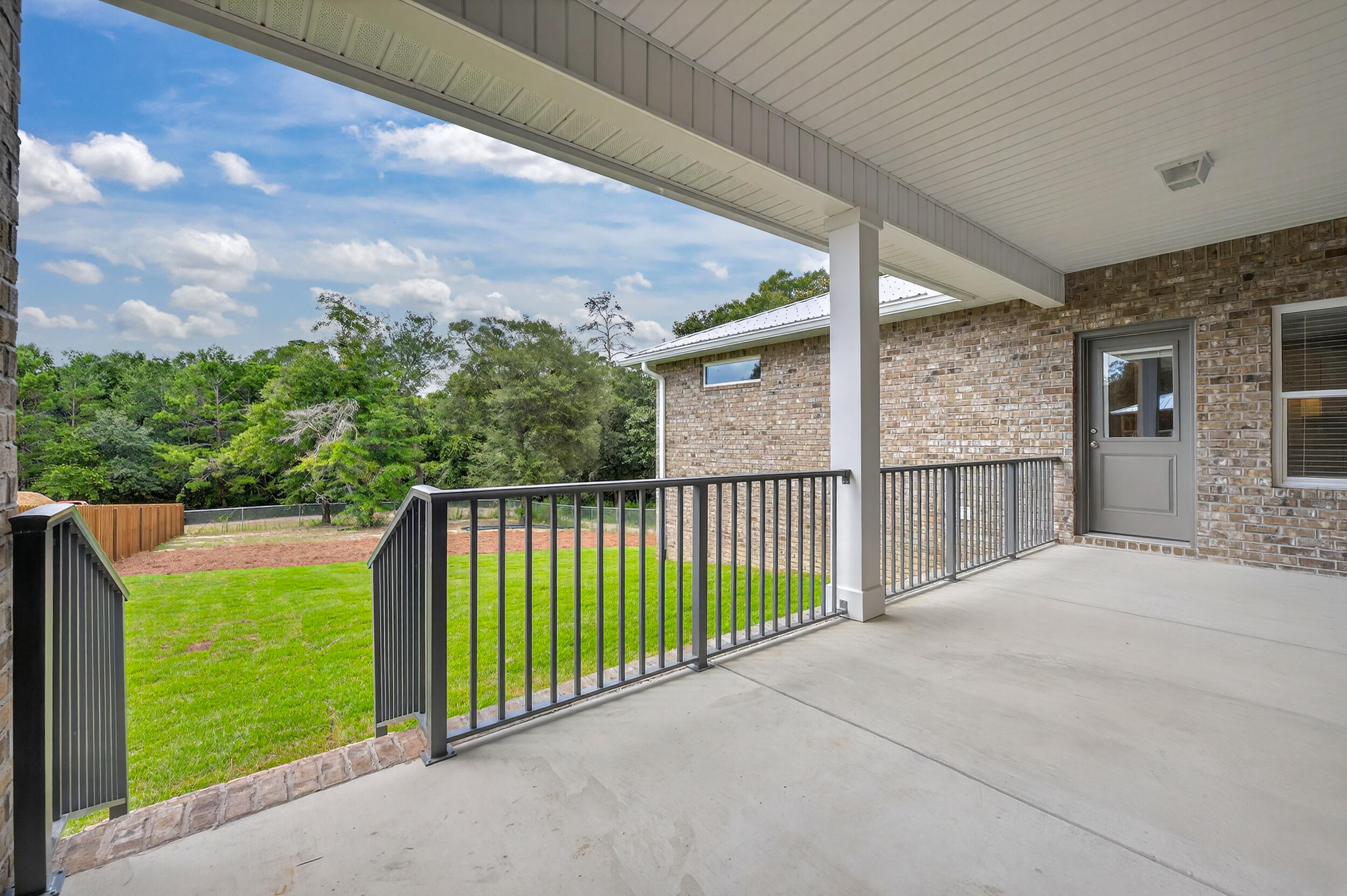 FLORIDA HEIGHTS - Residential