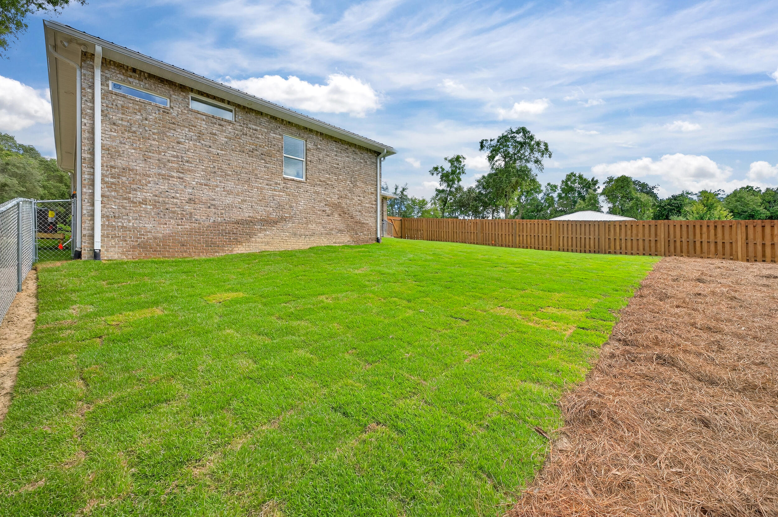 FLORIDA HEIGHTS - Residential