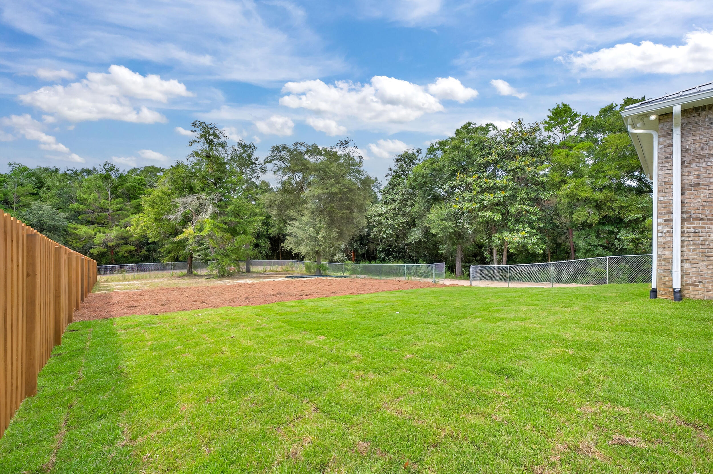 FLORIDA HEIGHTS - Residential