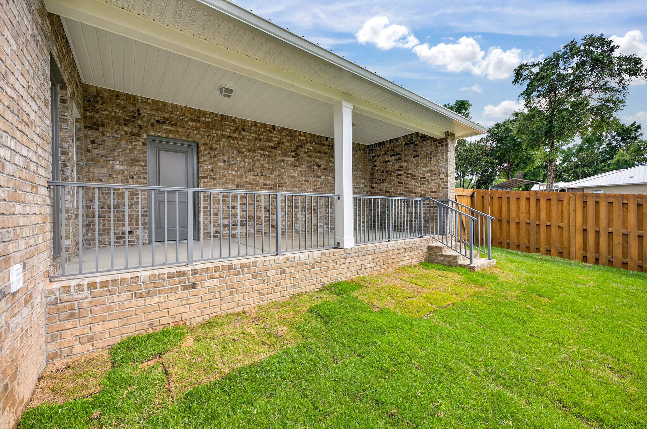 FLORIDA HEIGHTS - Residential