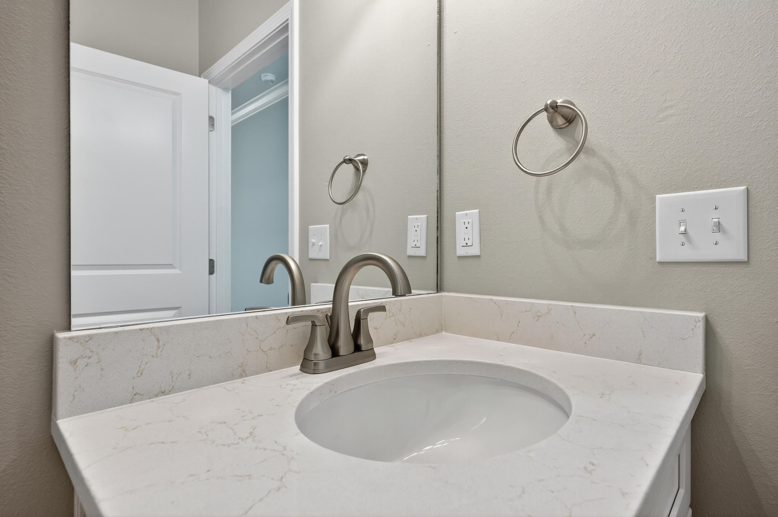 FLORIDA HEIGHTS - Residential