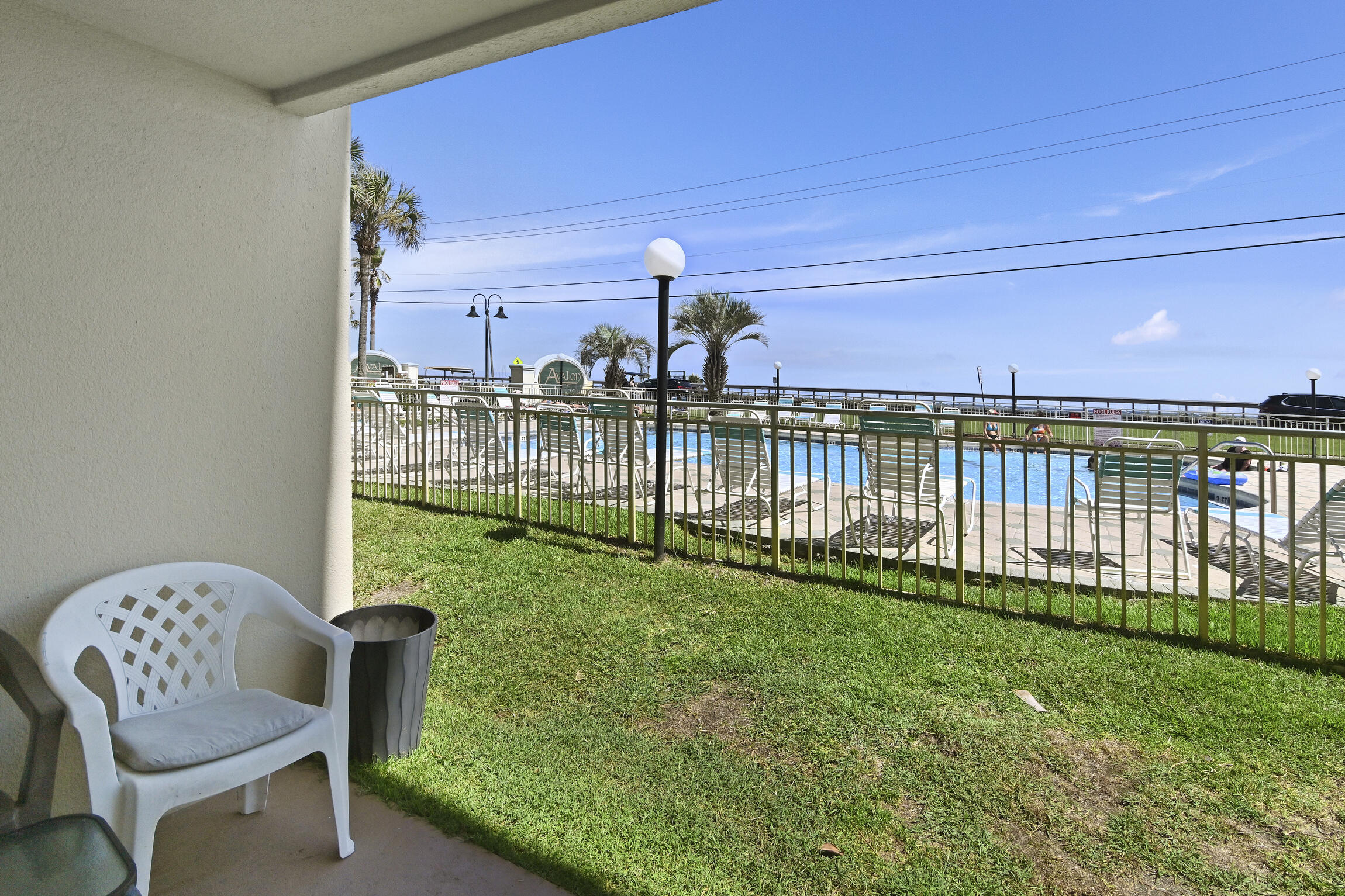 MARAVILLA CONDO 1 - Residential