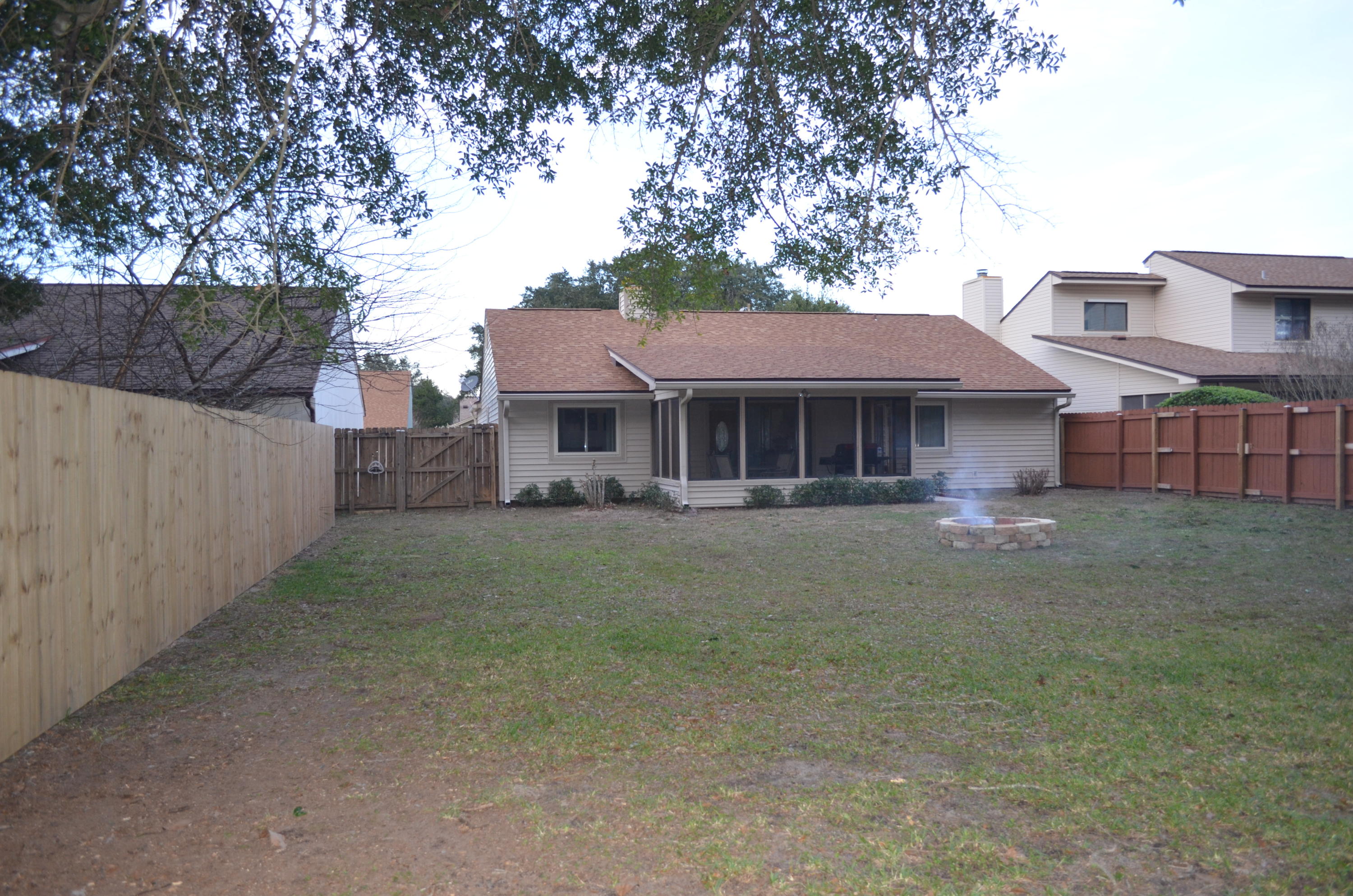 COLLEGE COURT 1ST ADDN - Residential