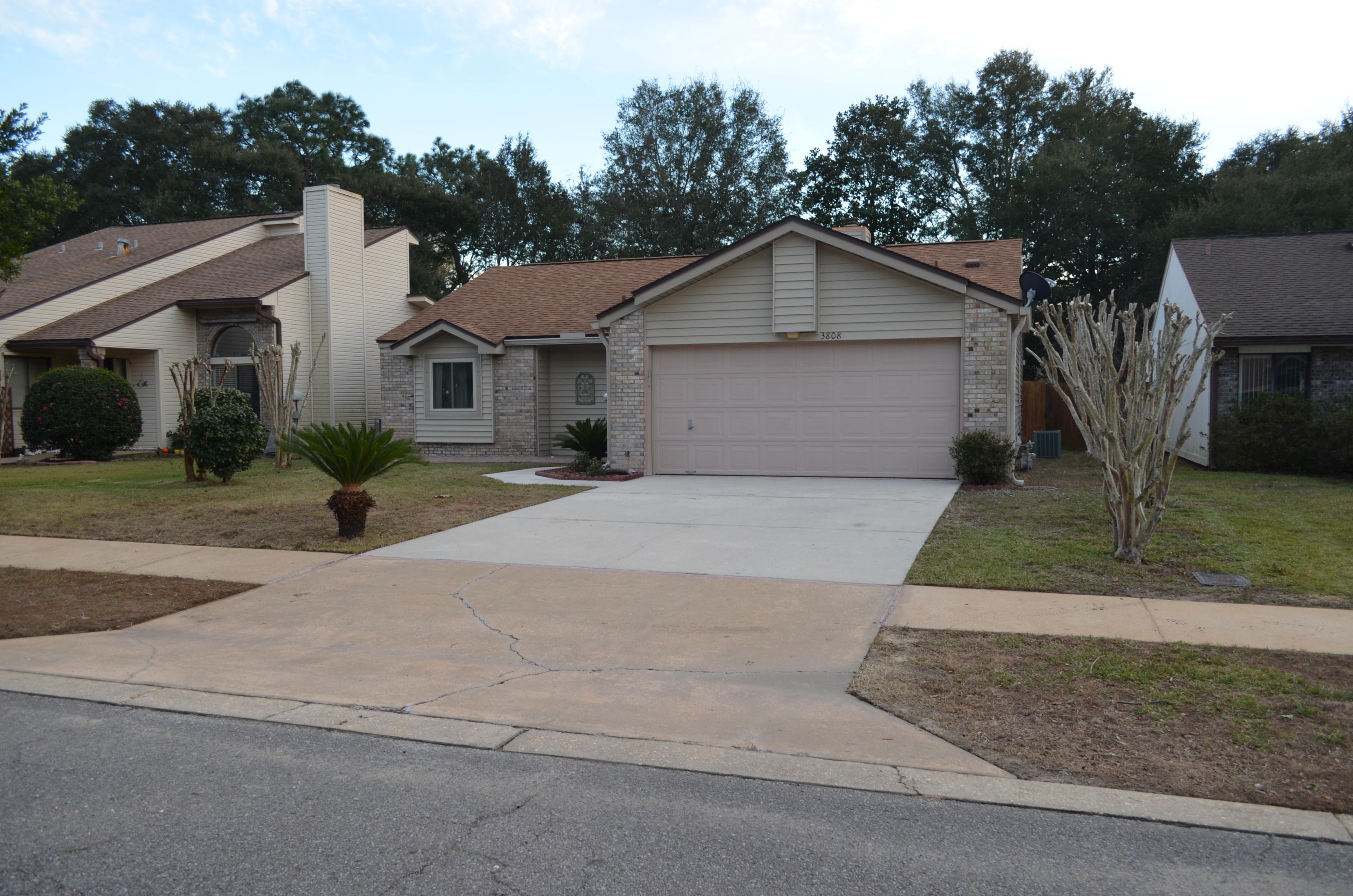 COLLEGE COURT 1ST ADDN - Residential