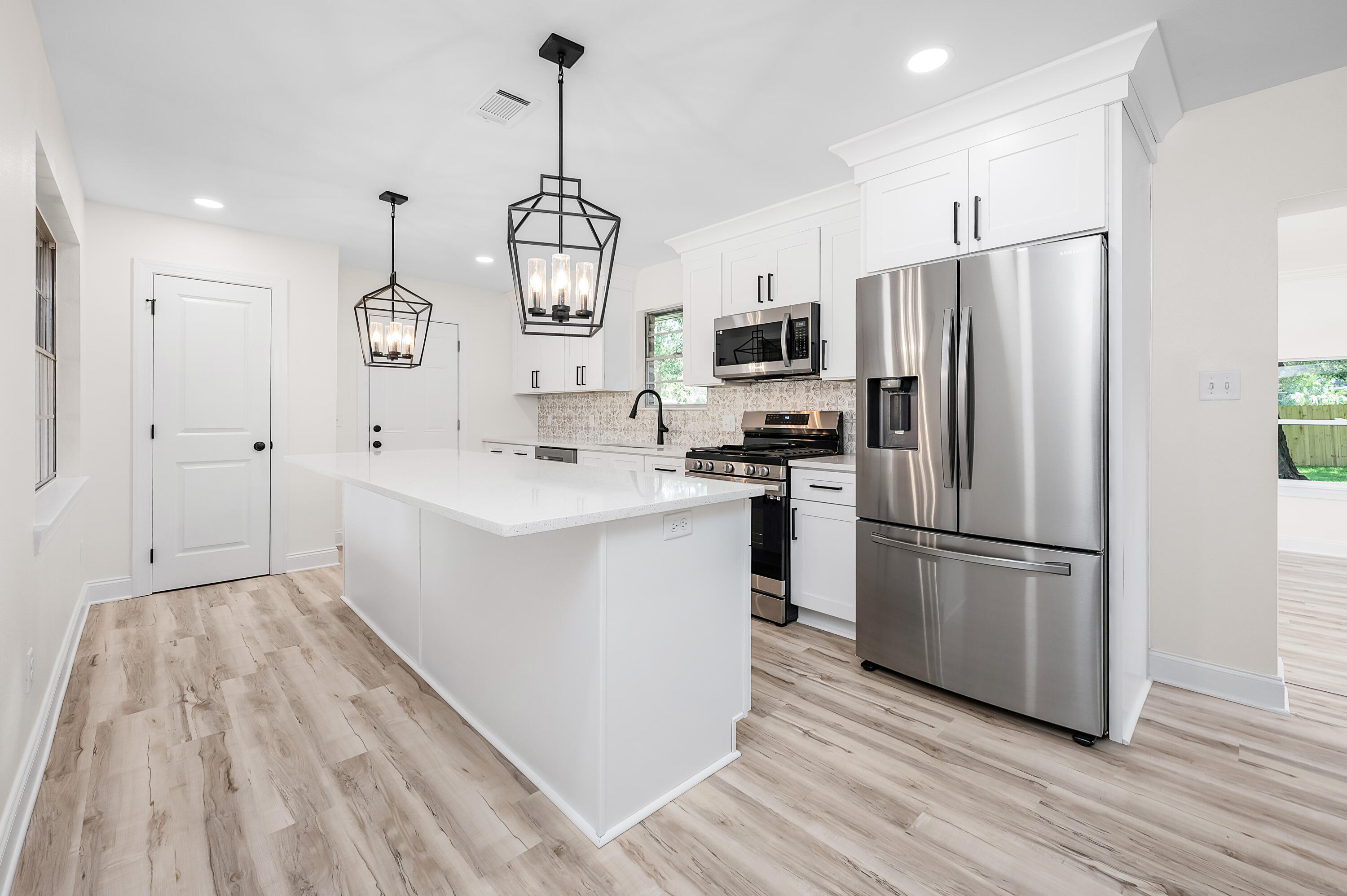 MIRAMAR ESTATES 4TH ADDN - Residential