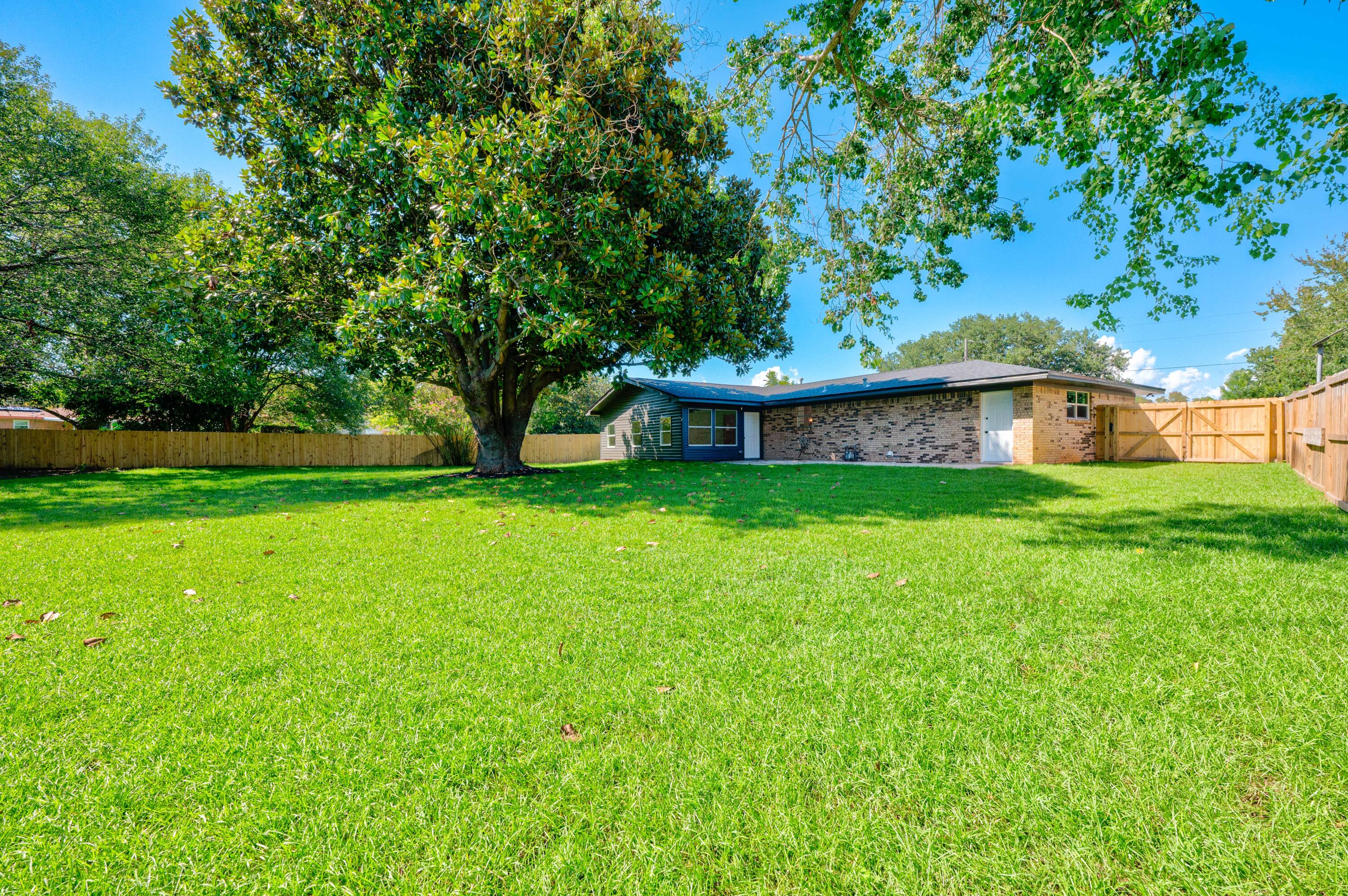 MIRAMAR ESTATES 4TH ADDN - Residential