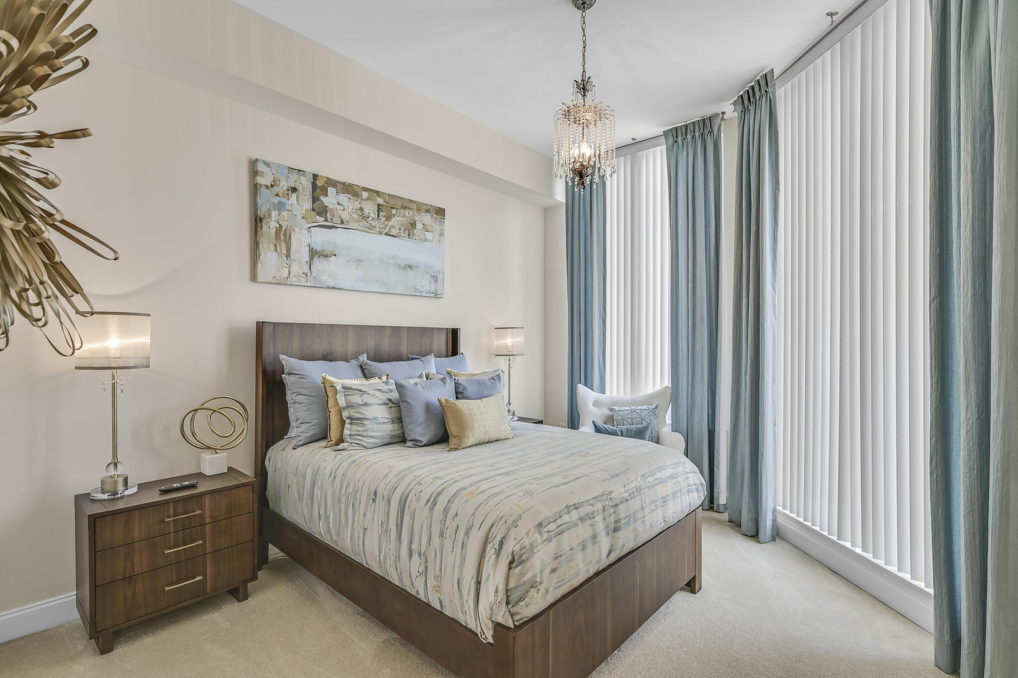 SILVER BEACH TOWERS - Residential