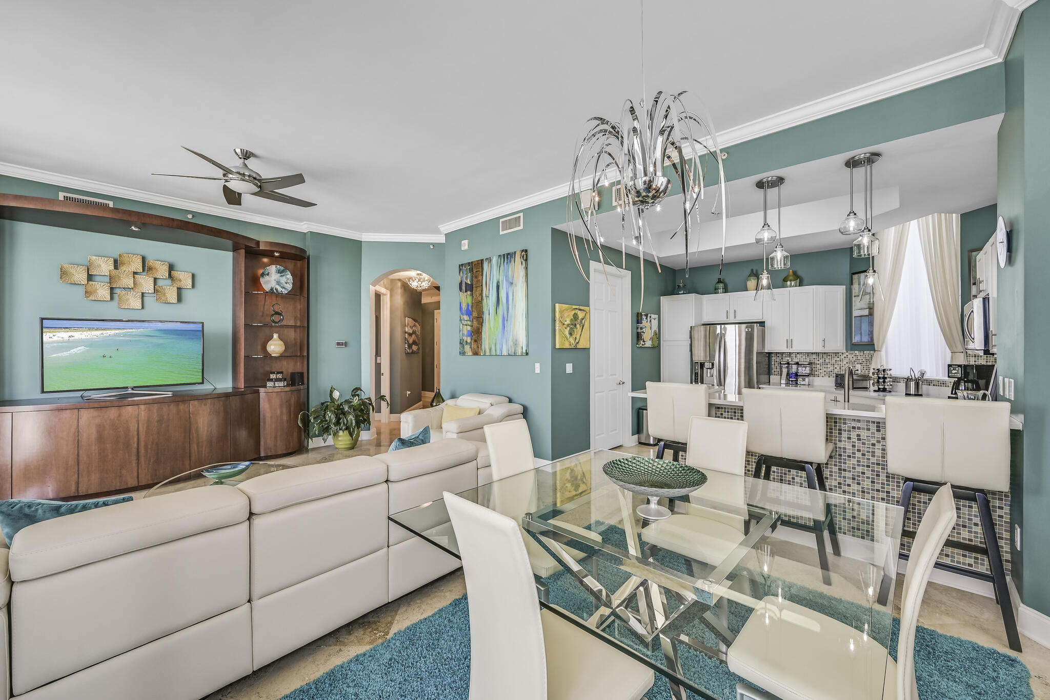 SILVER BEACH TOWERS - Residential