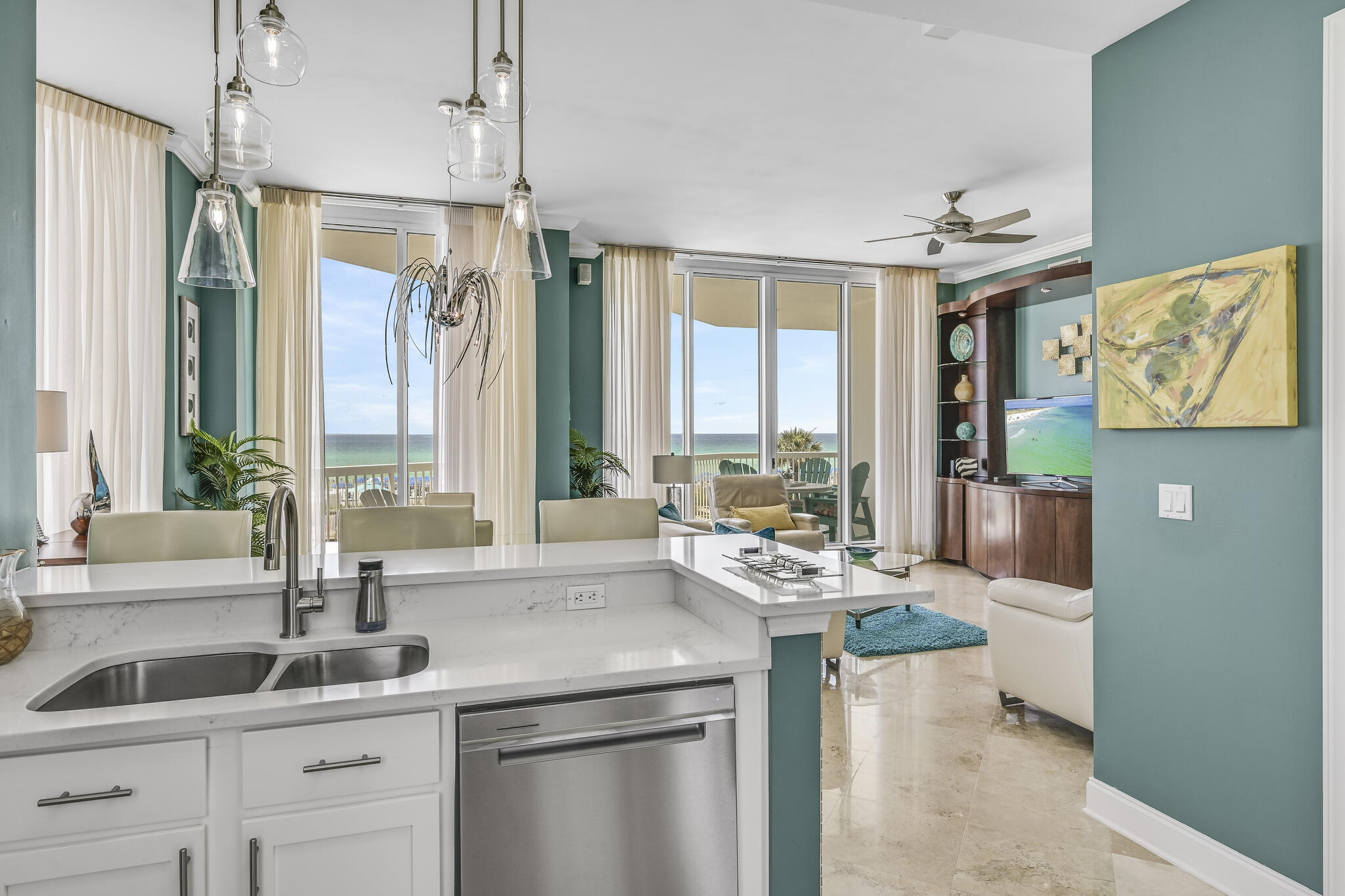 SILVER BEACH TOWERS - Residential