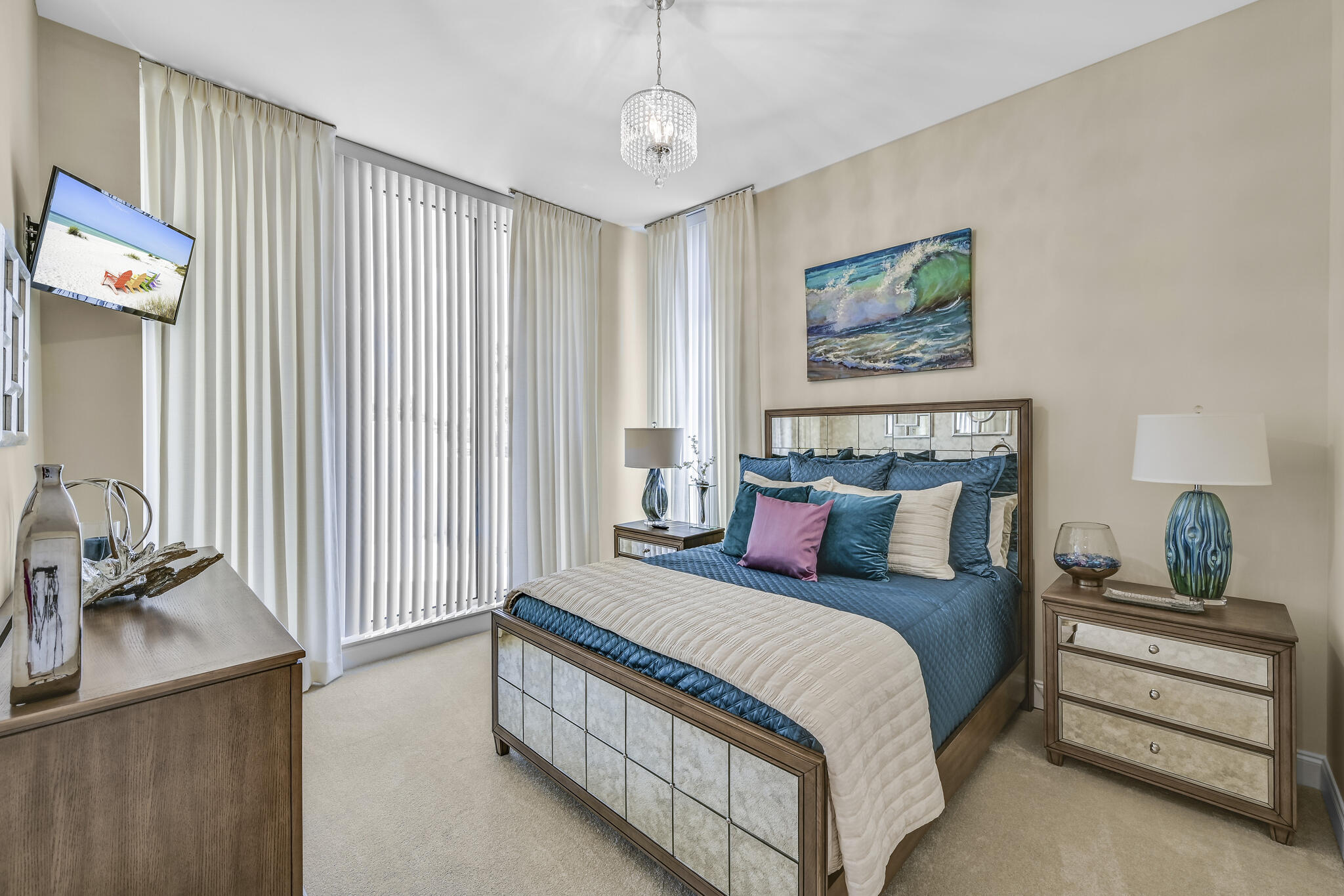 SILVER BEACH TOWERS - Residential