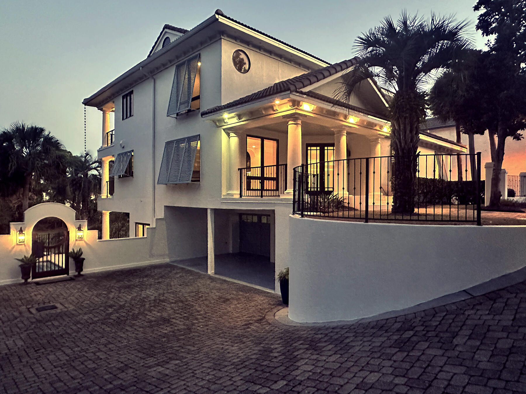 TIVOLI RIDGE - Residential