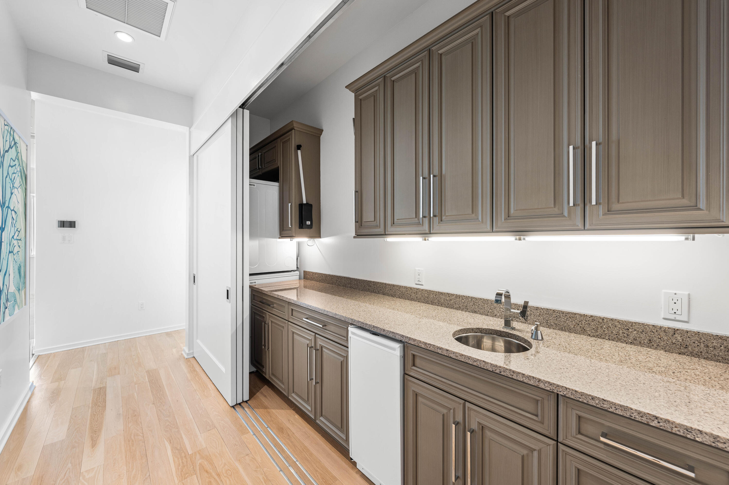 SEAGROVE 3RD ADDN - Residential