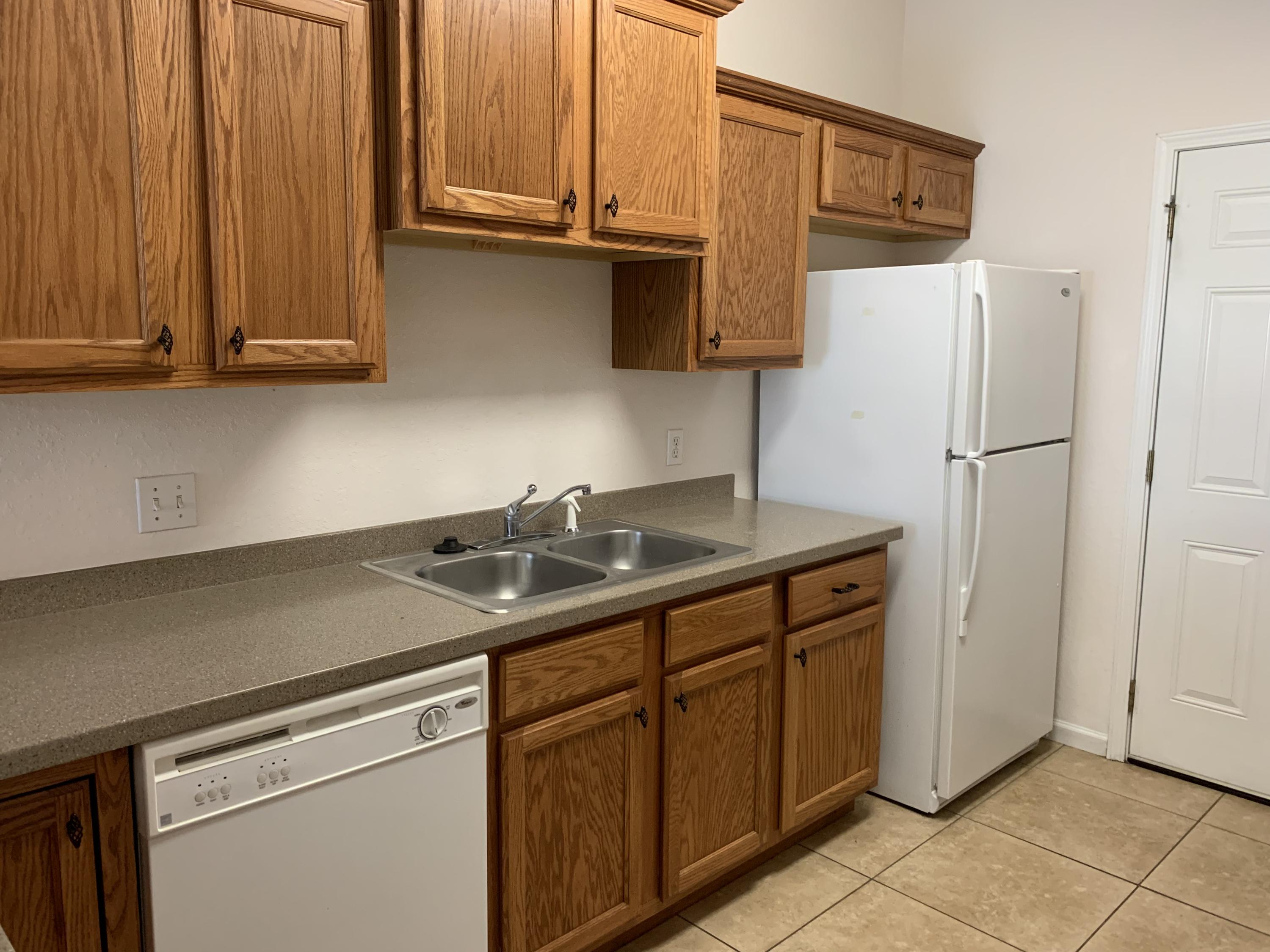 ENDICOTT VILLAGE - Residential Lease