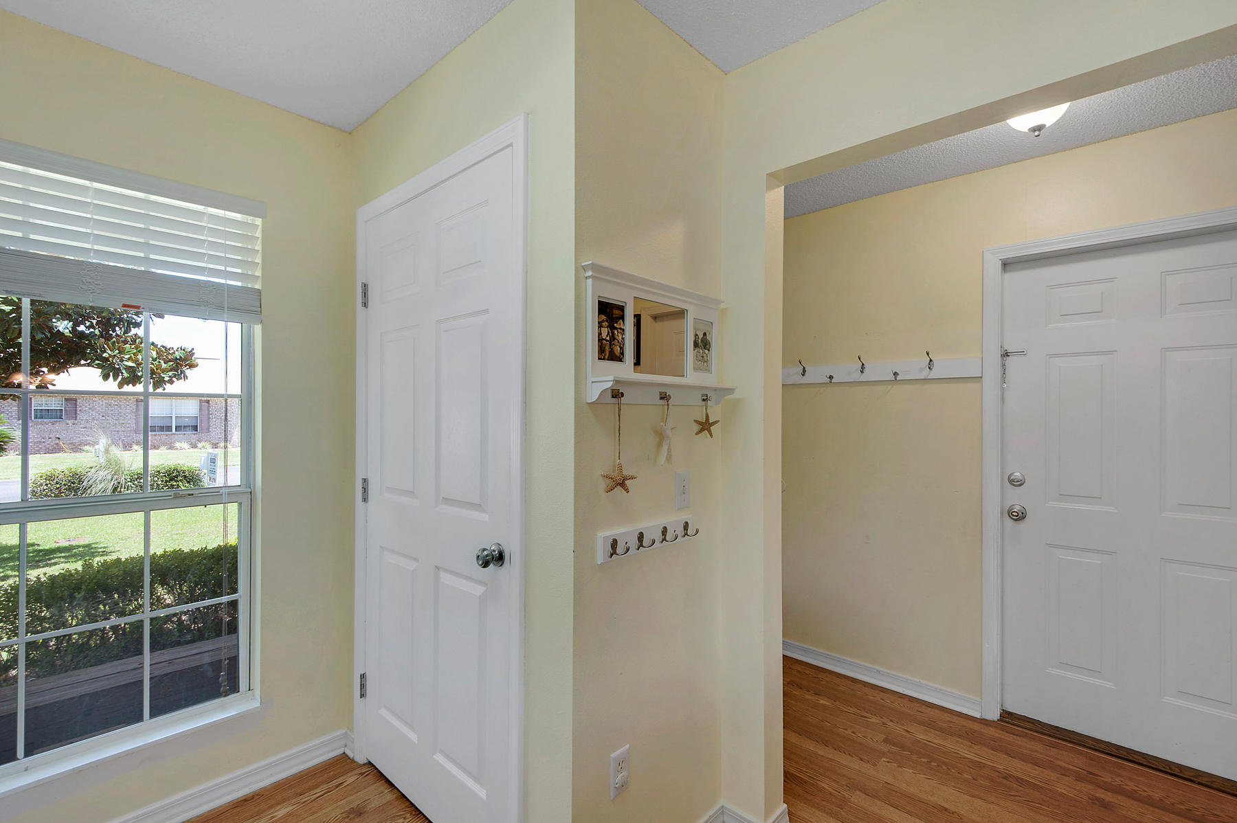 FLAMINGO VILLAGE Now know as Emerald Walk - Residential