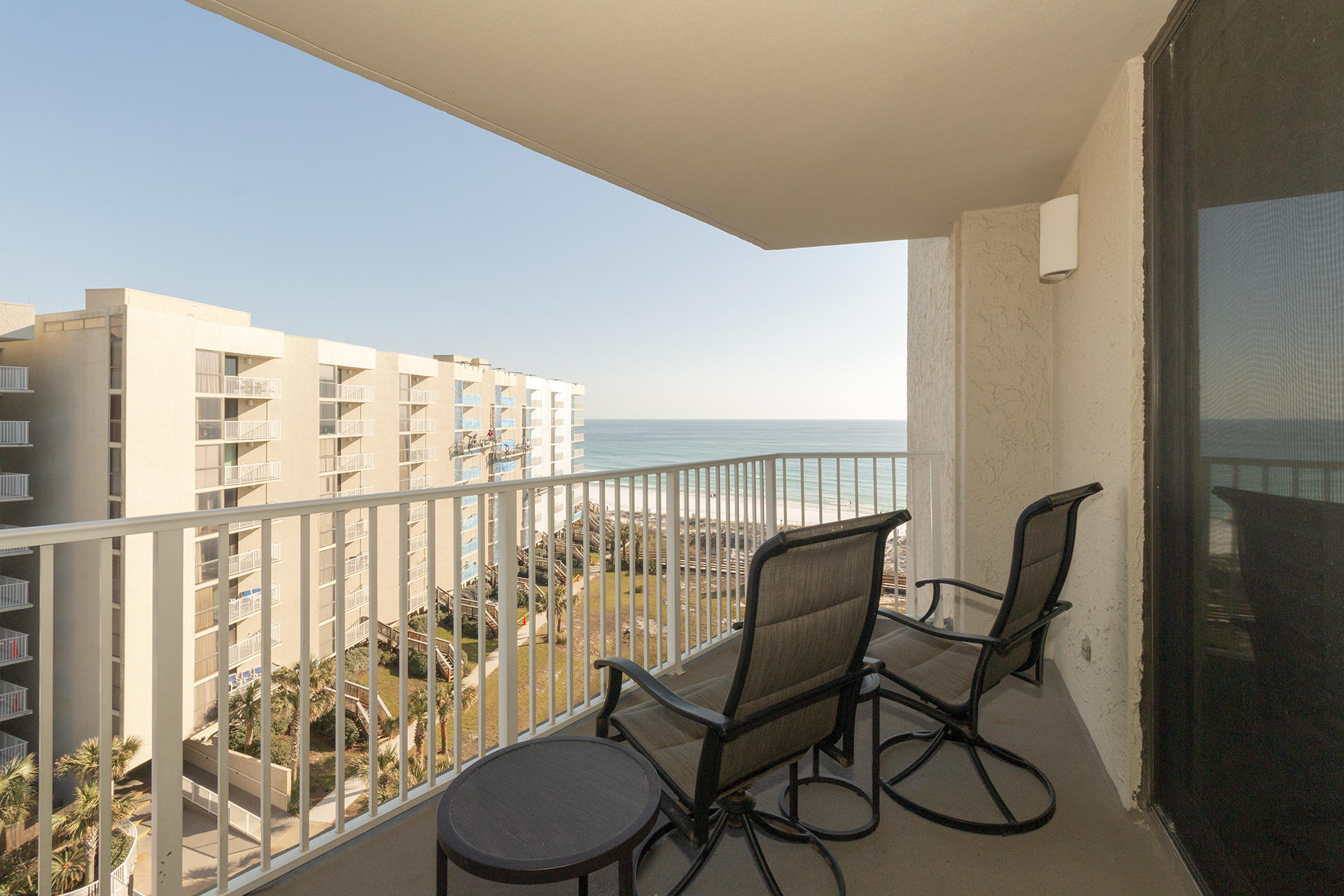 MAINSAIL CONDO PH 5 - Residential