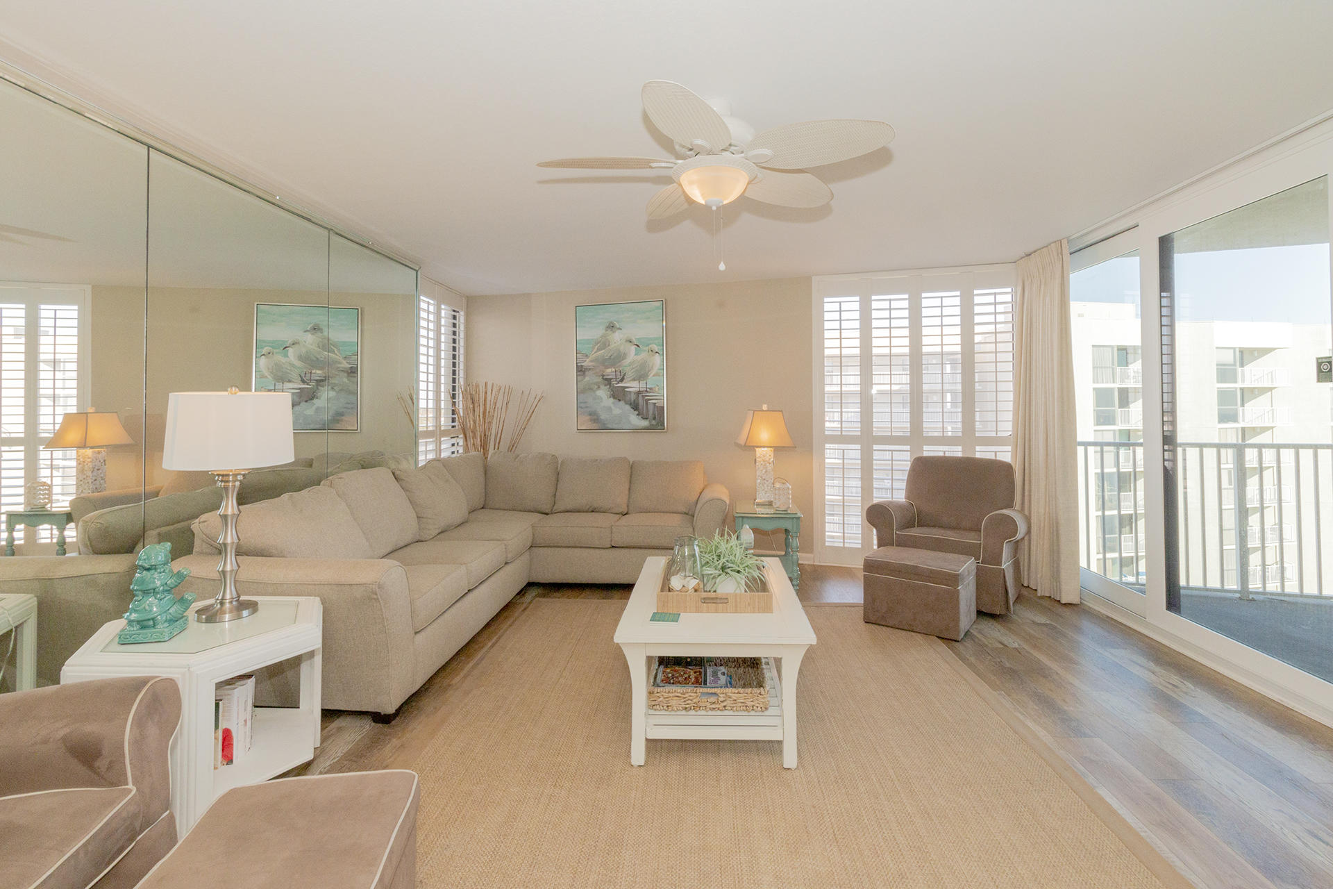 MAINSAIL CONDO PH 5 - Residential