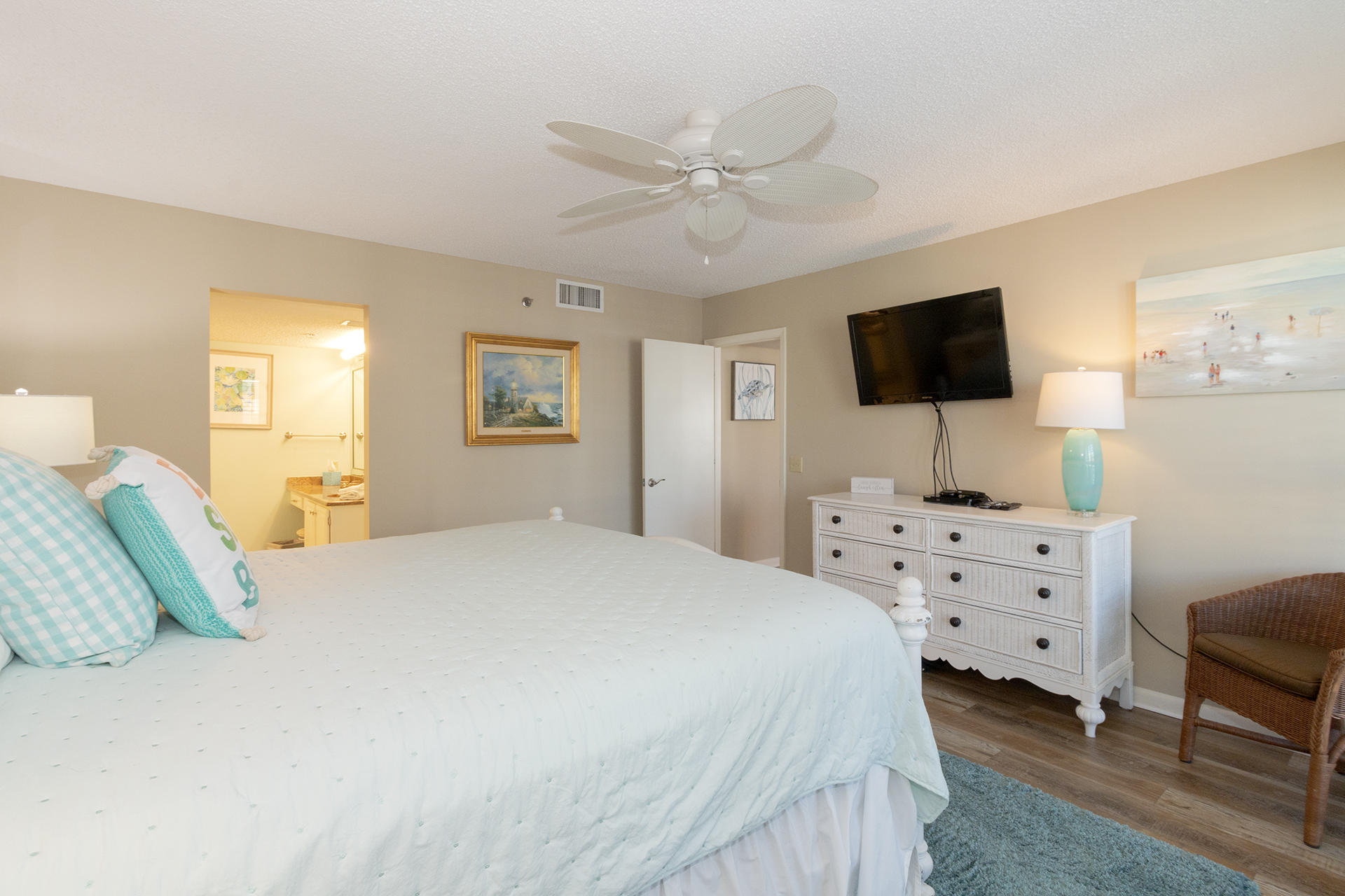 MAINSAIL CONDO PH 5 - Residential