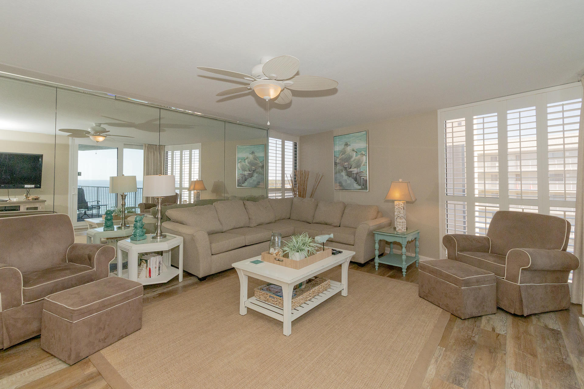 MAINSAIL CONDO PH 5 - Residential