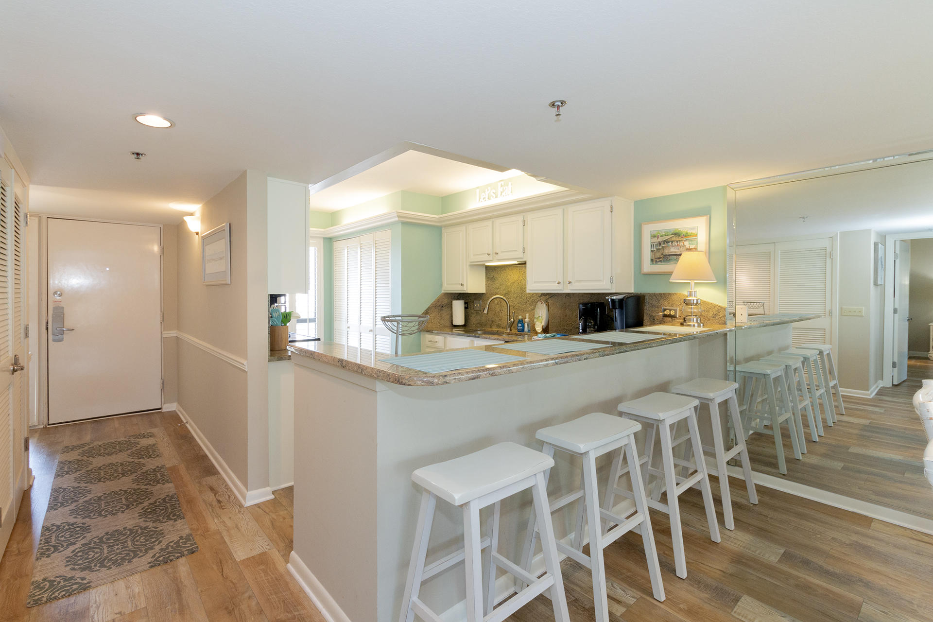 MAINSAIL CONDO PH 5 - Residential