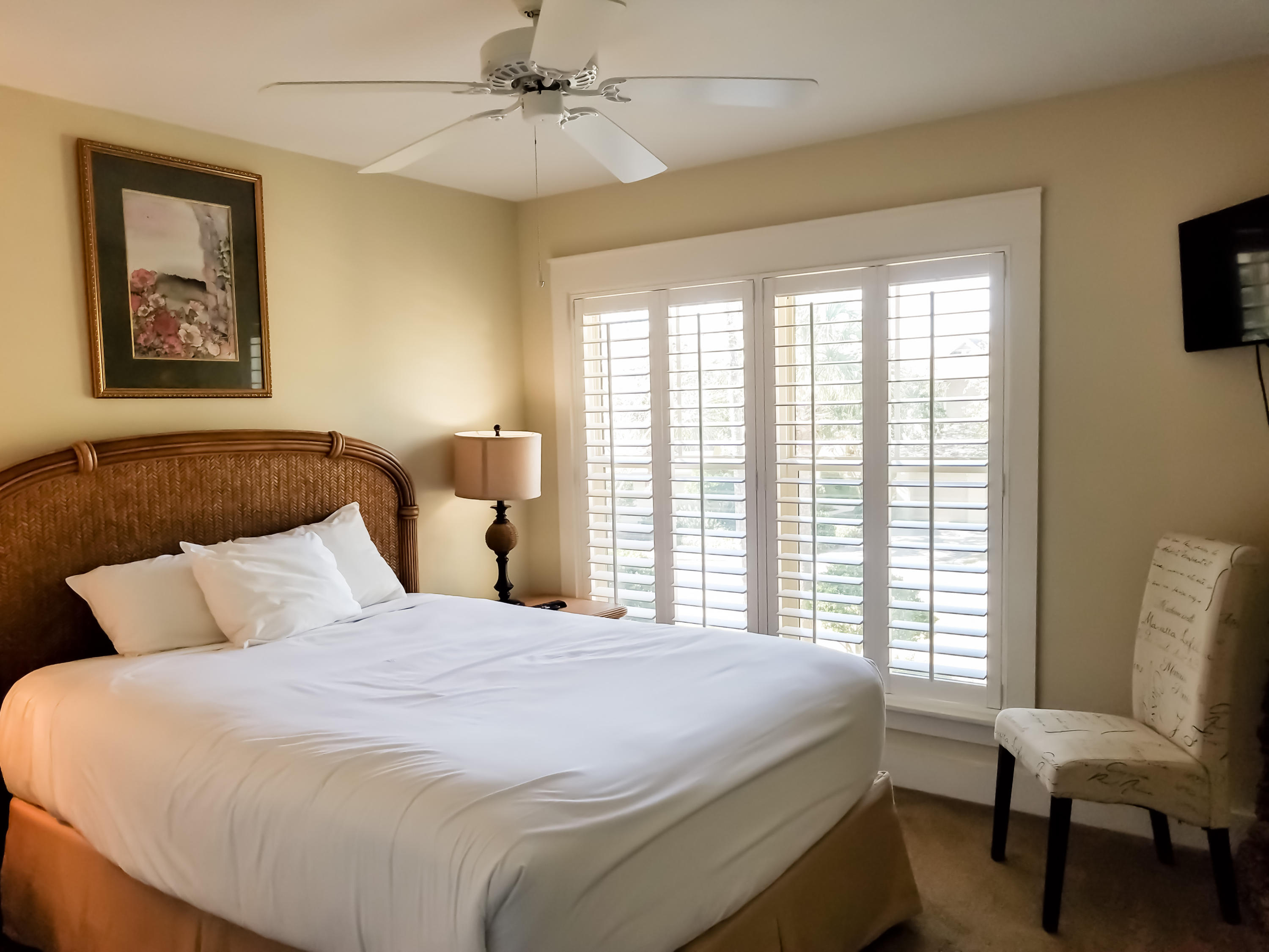 MAGNOLIA BAY - Residential