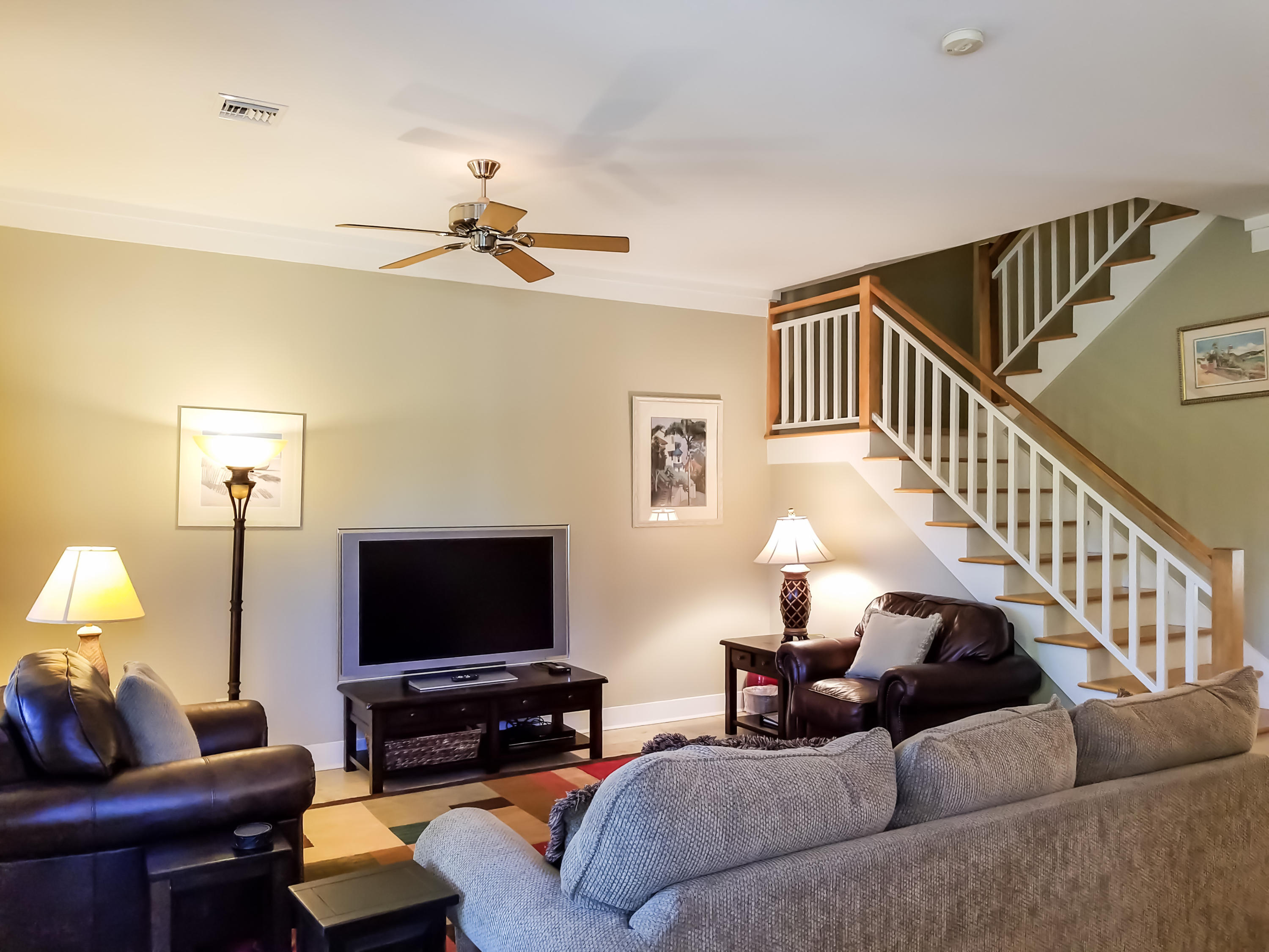 MAGNOLIA BAY - Residential