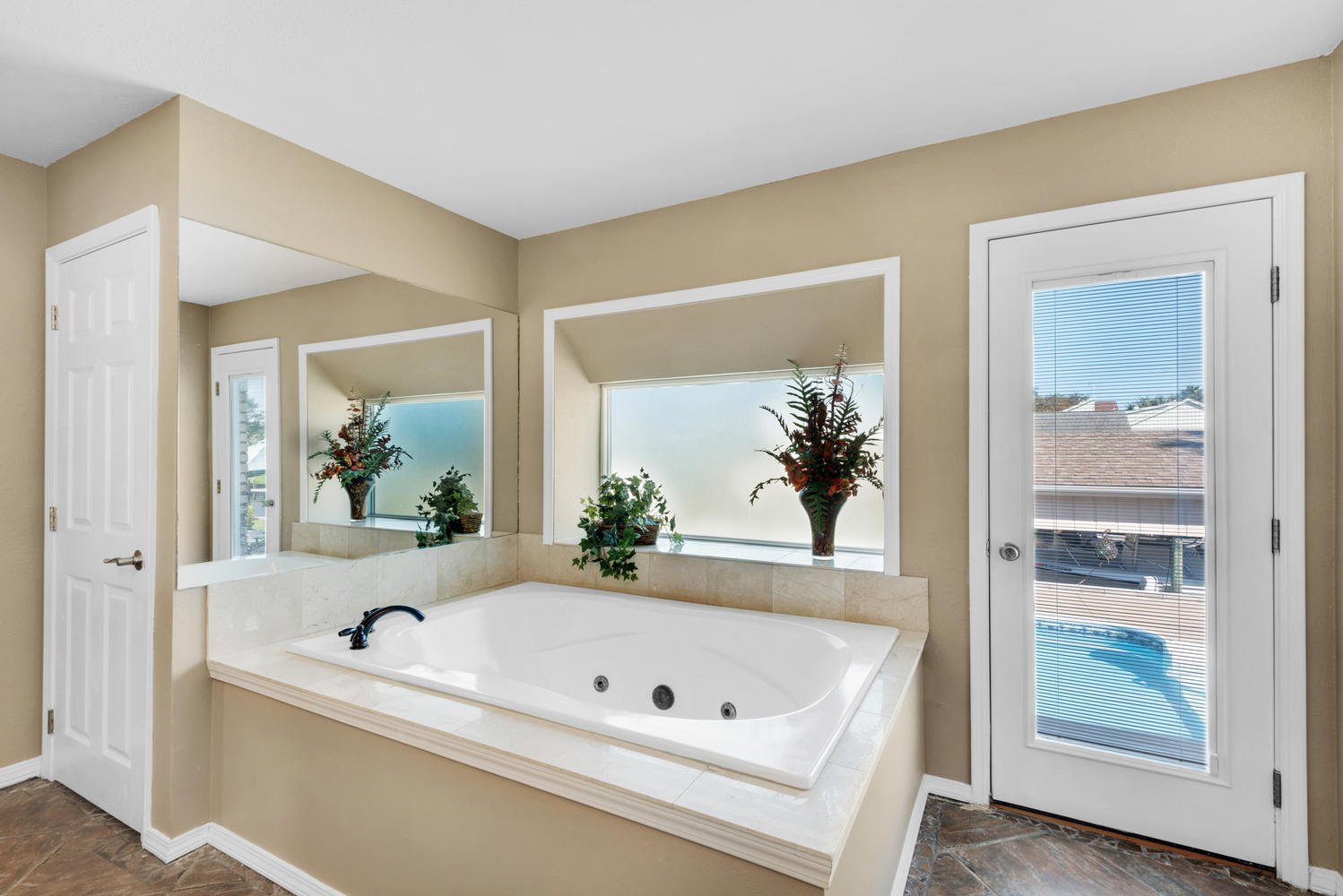 SANTA ROSA SHORES 3RD ADDN - Residential