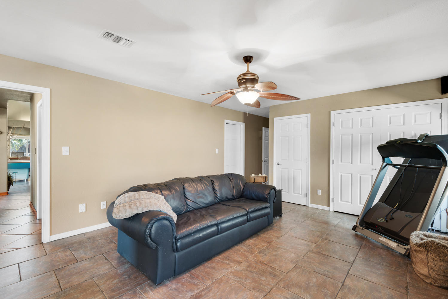 SANTA ROSA SHORES 3RD ADDN - Residential