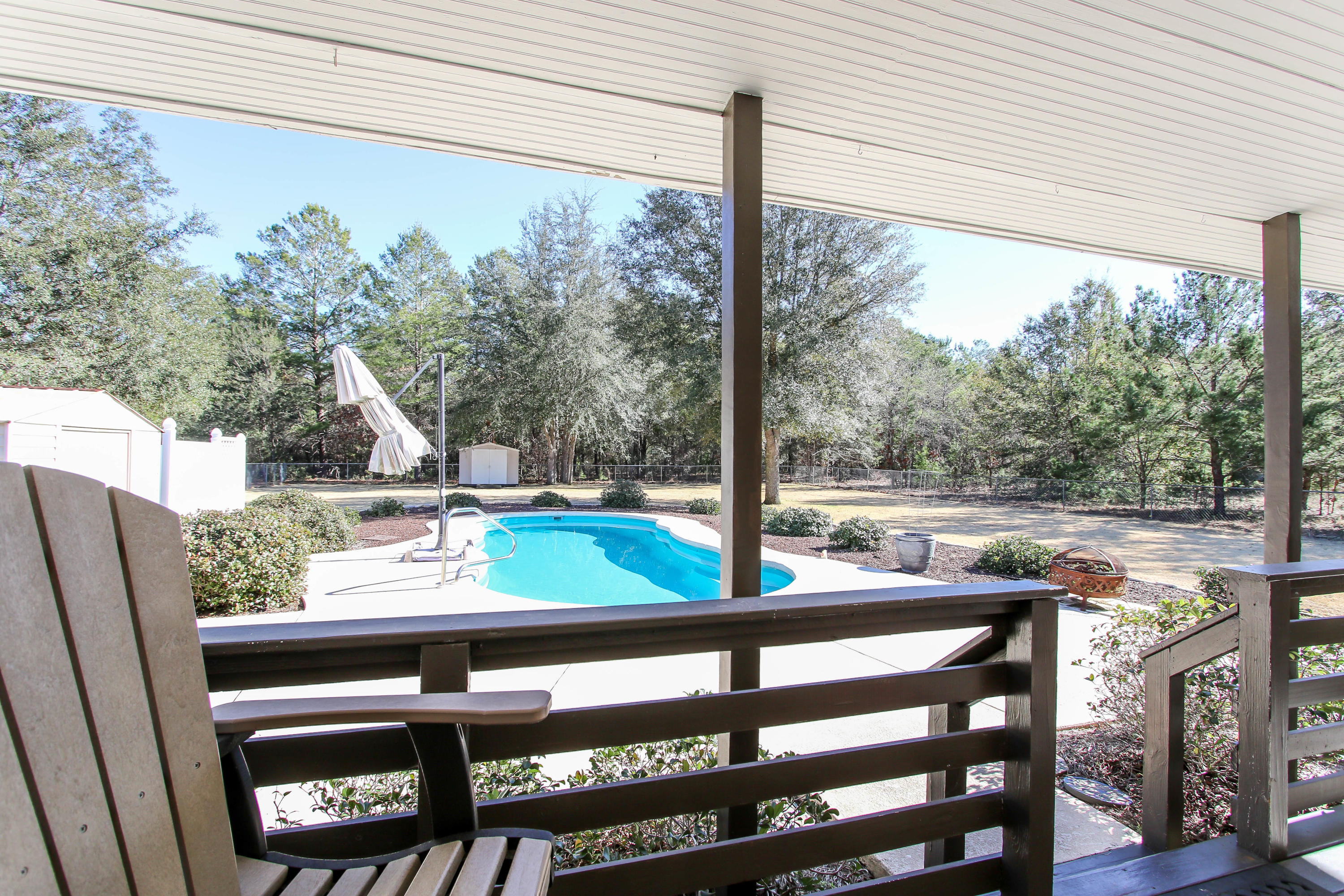 HAPPY HOLLOW - Residential