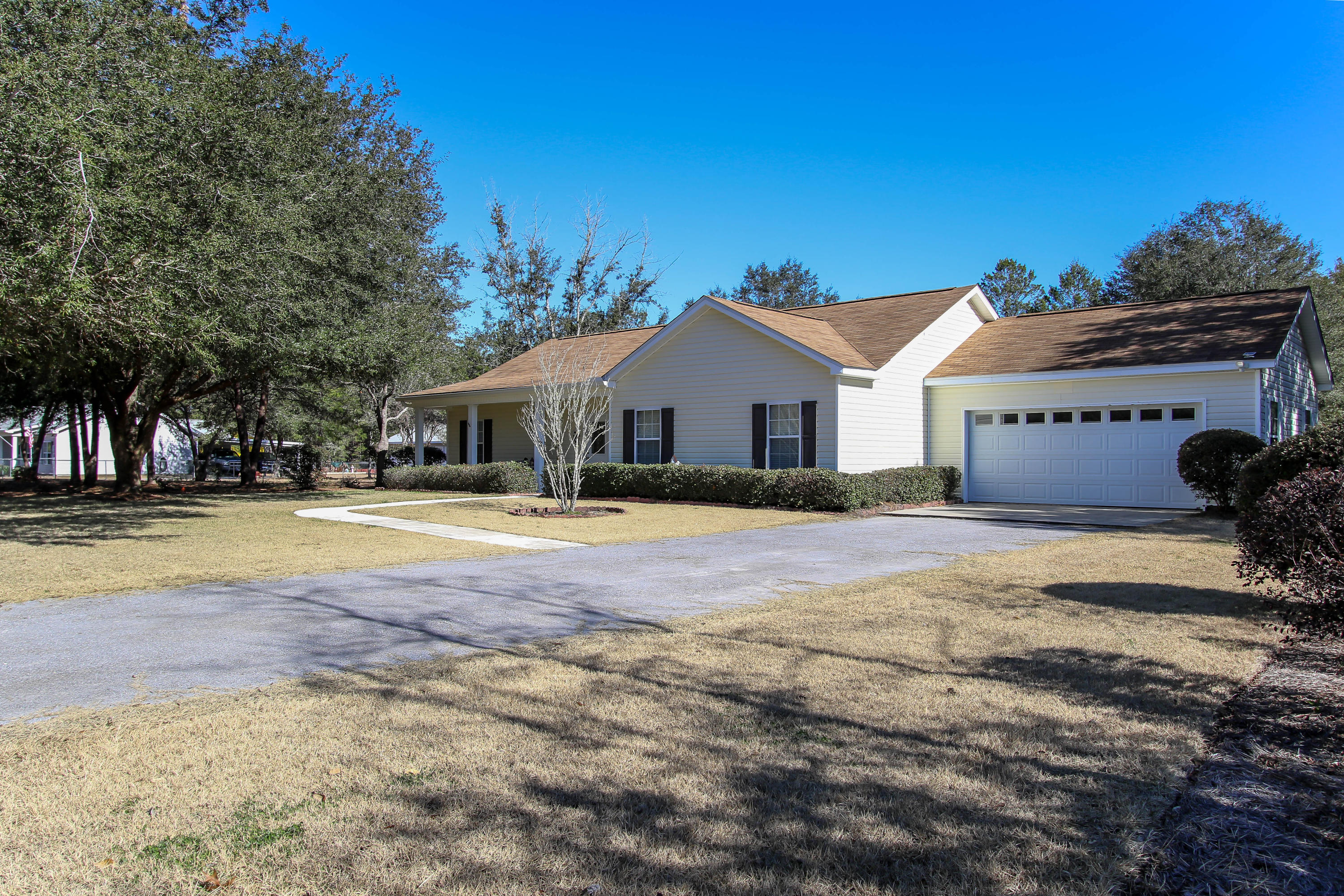 HAPPY HOLLOW - Residential