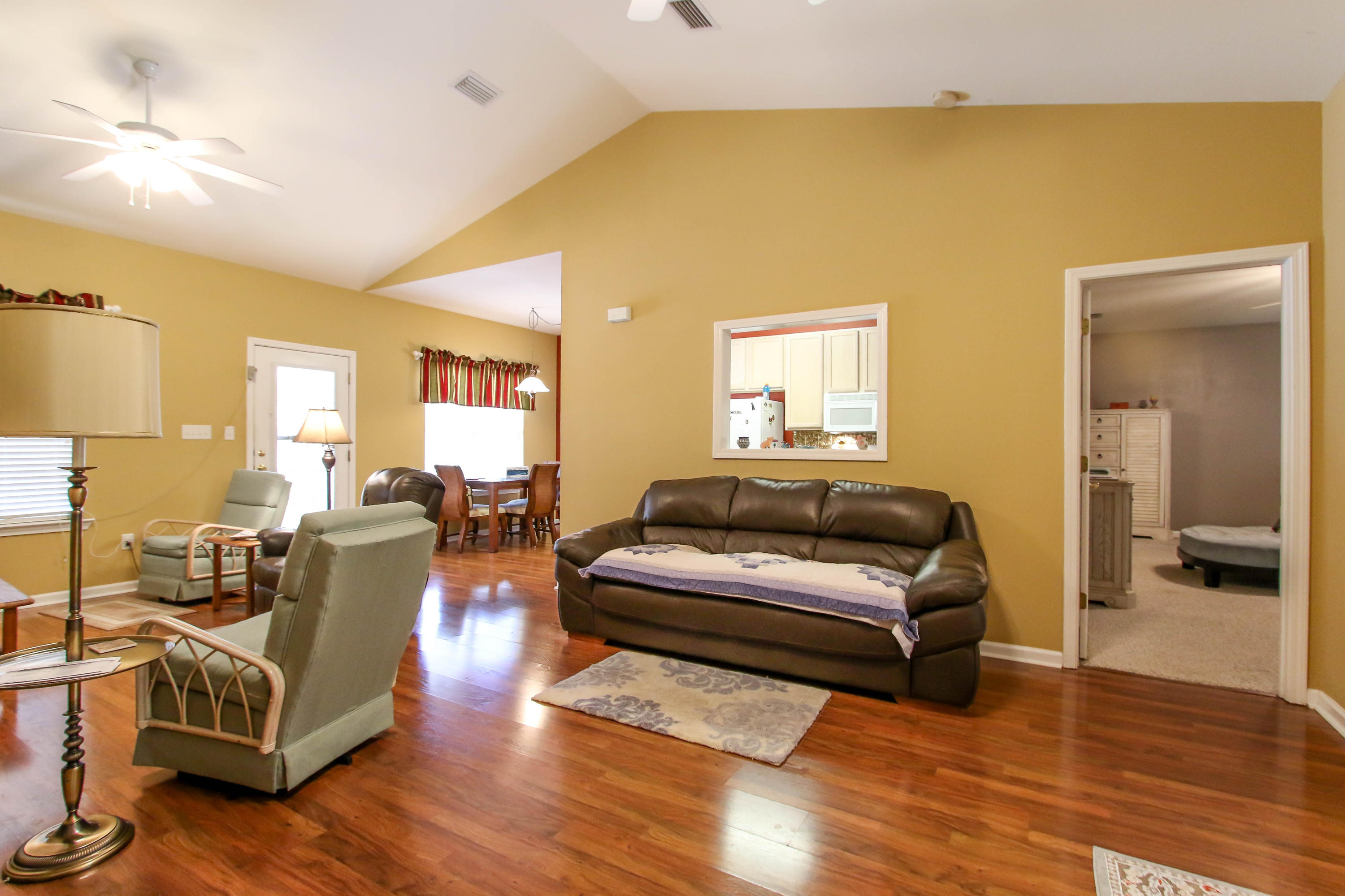 HAPPY HOLLOW - Residential