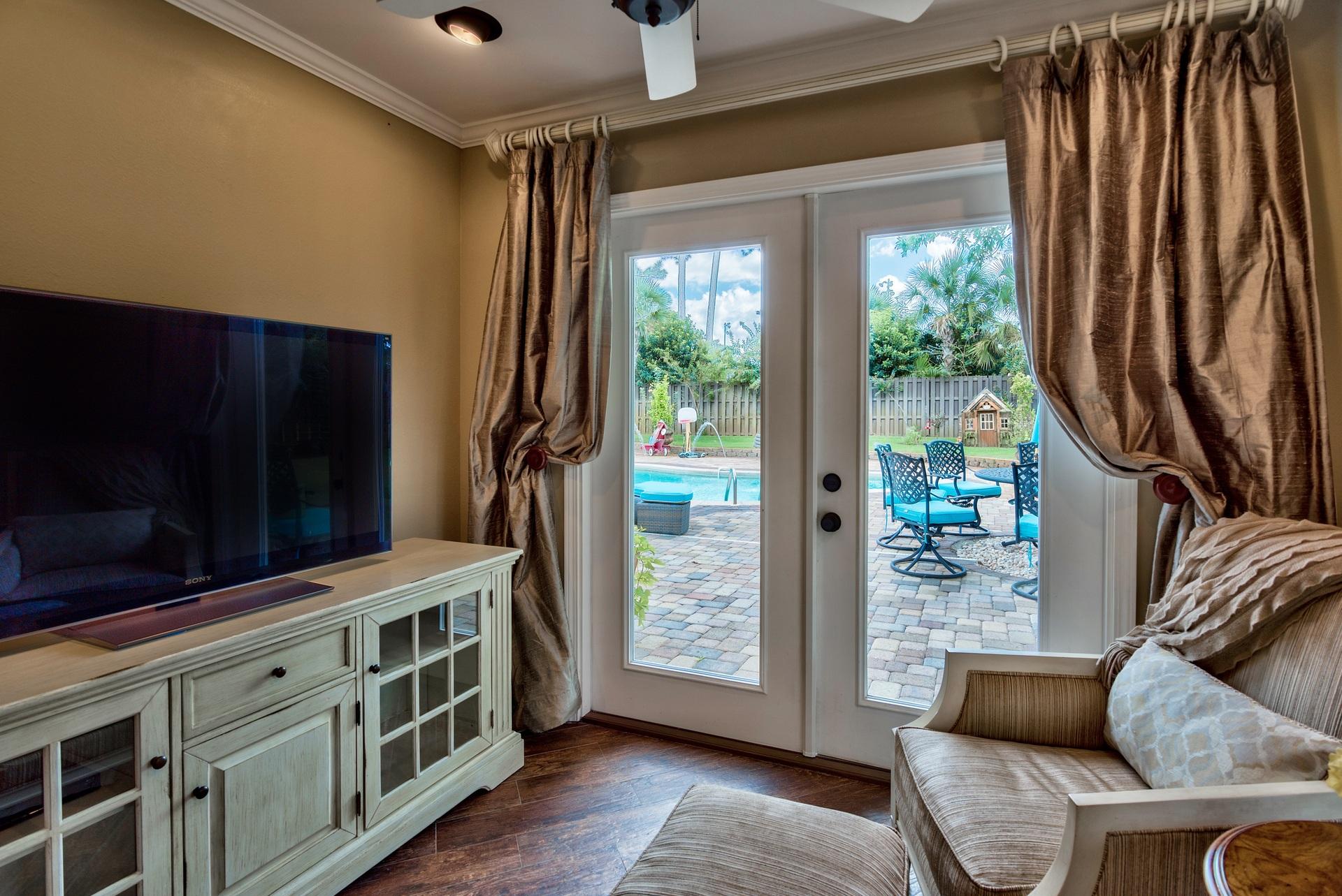 HOLIDAY SHORES ESTATES - Residential