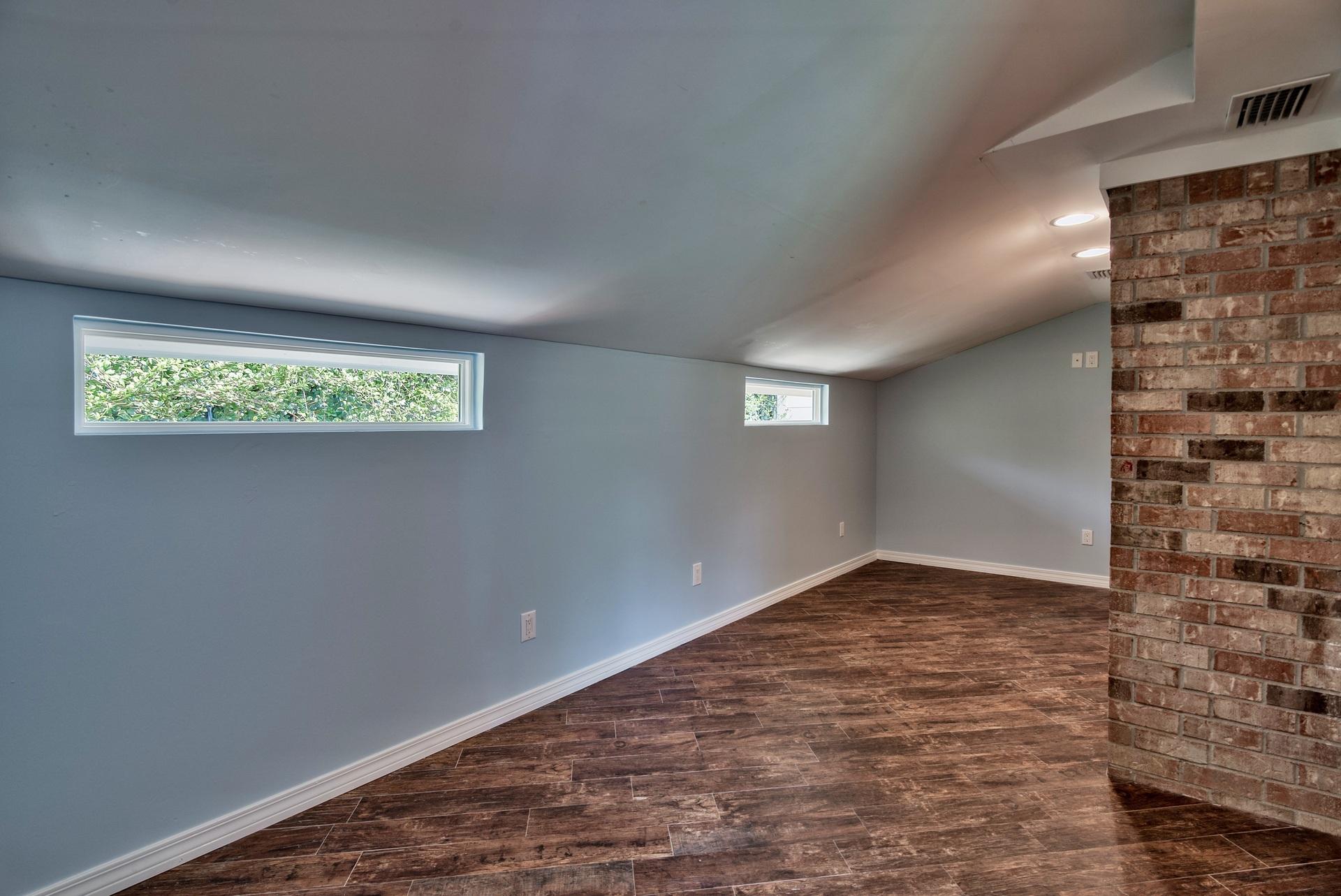 HOLIDAY SHORES ESTATES - Residential